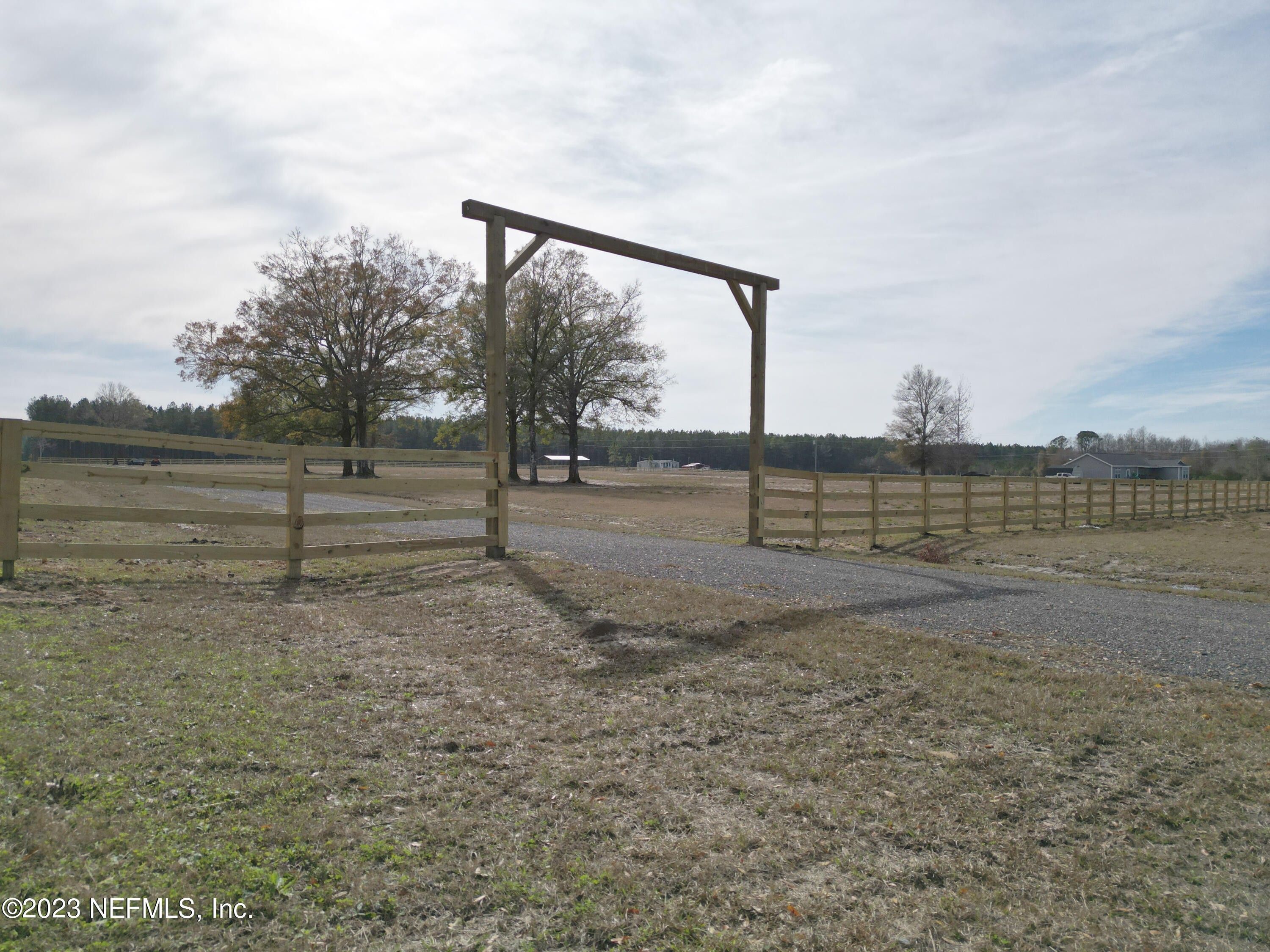 5 acres in Baker County, Florida