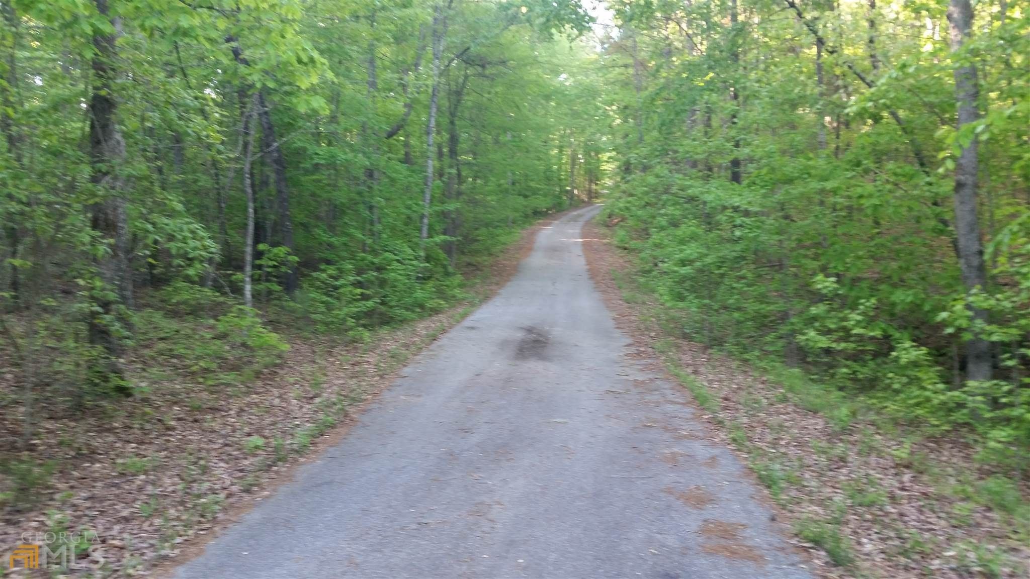 10 acres in Coweta County,