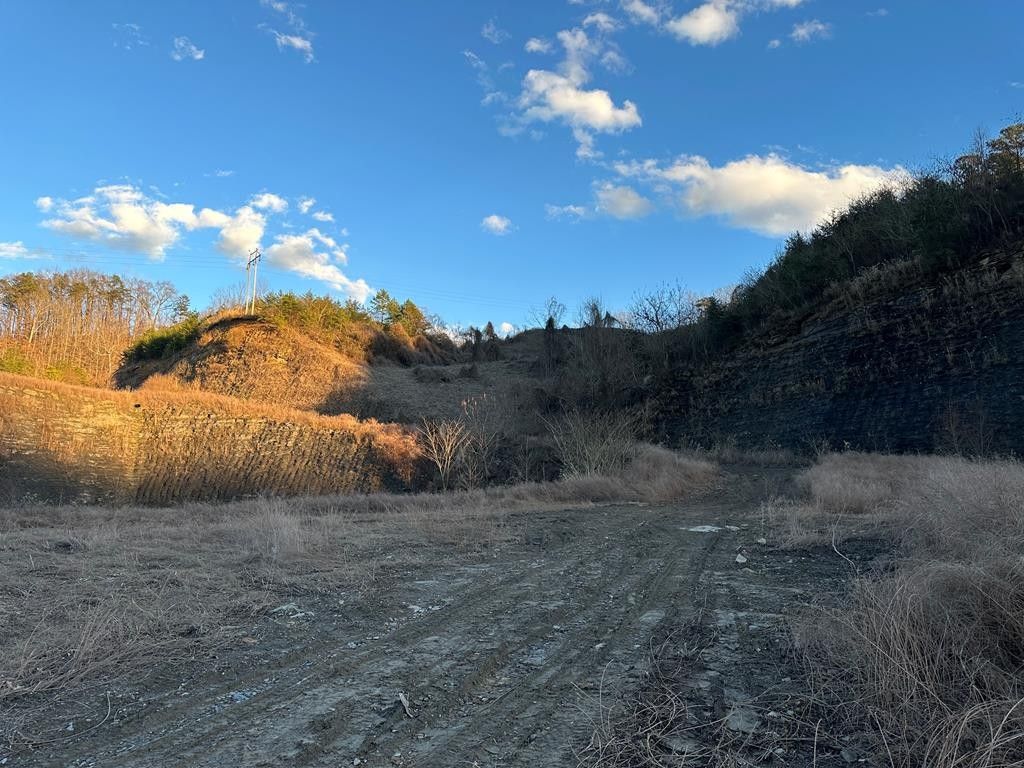 30 acres in Pike County, Kentucky