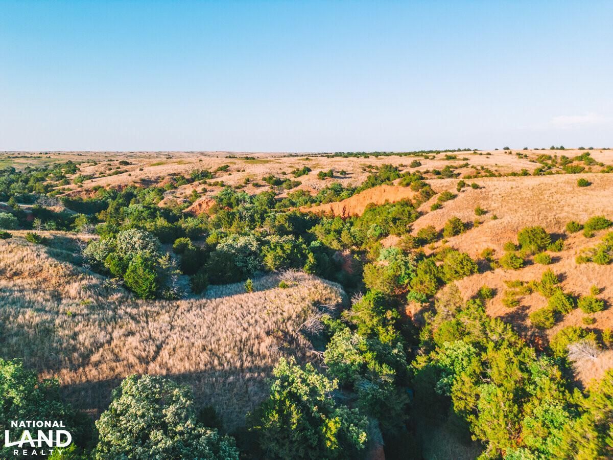 398 acres in Dewey County, Oklahoma
