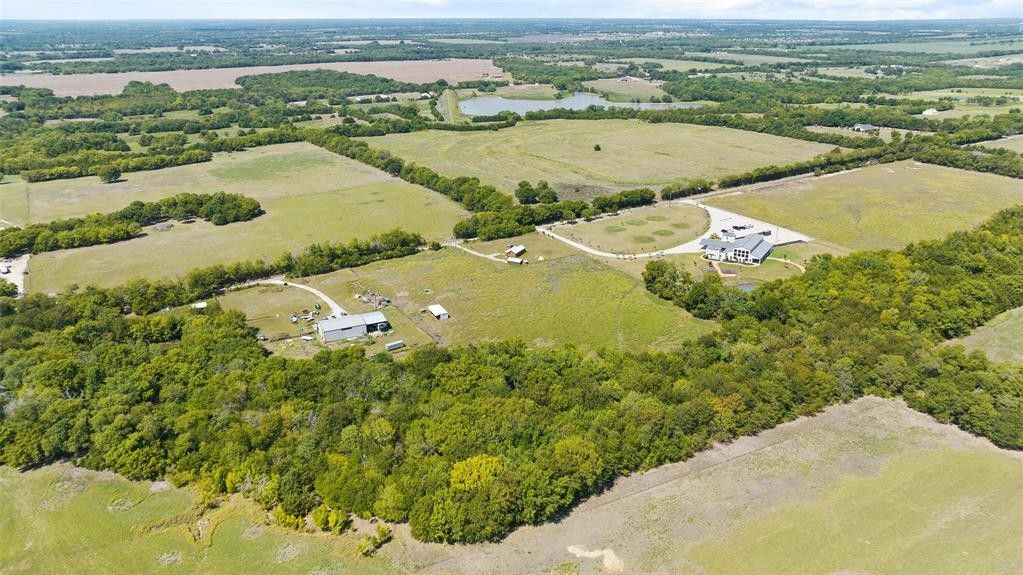 11 acres in Fannin County, Texas