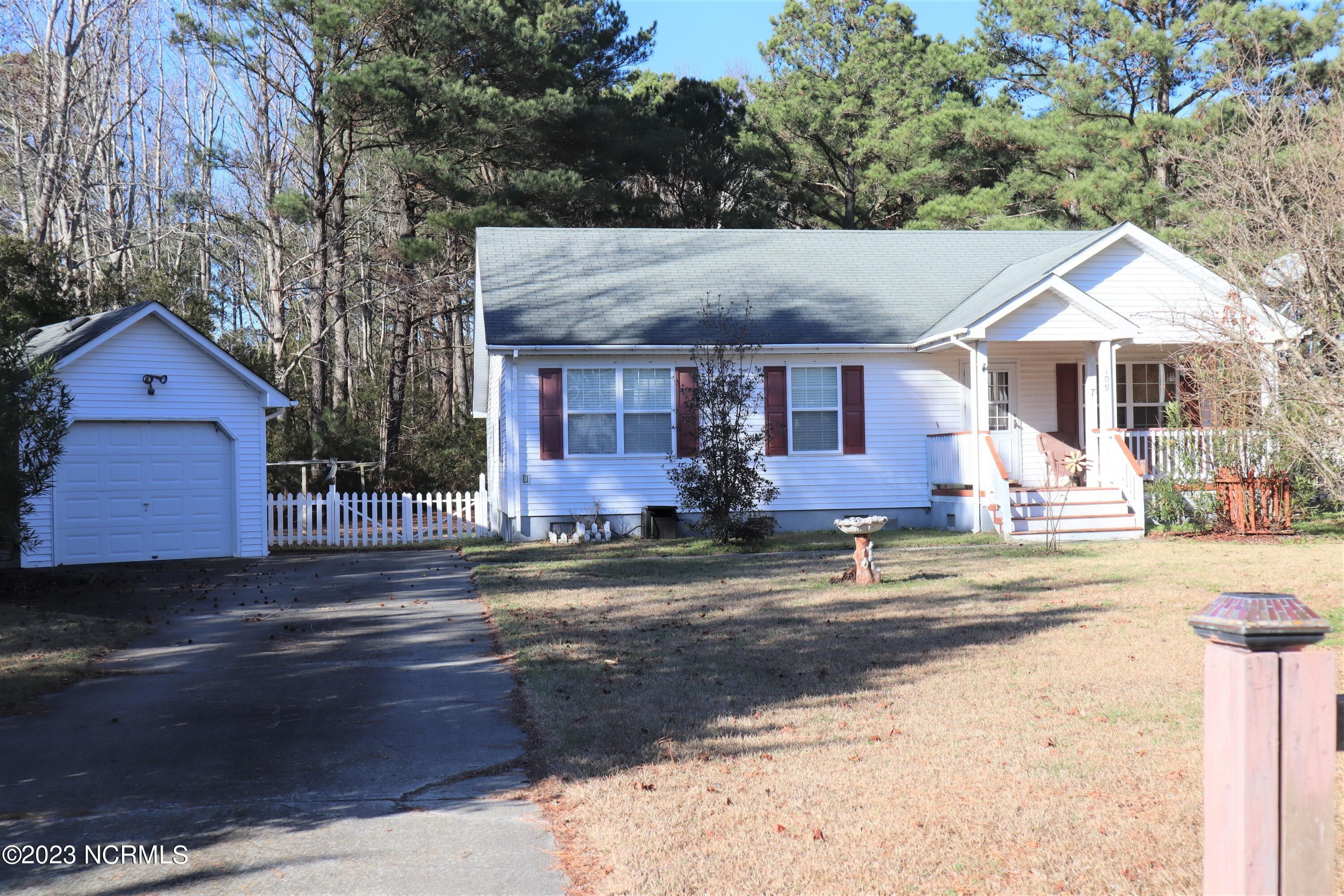 0.69 acres in Currituck County, North Carolina