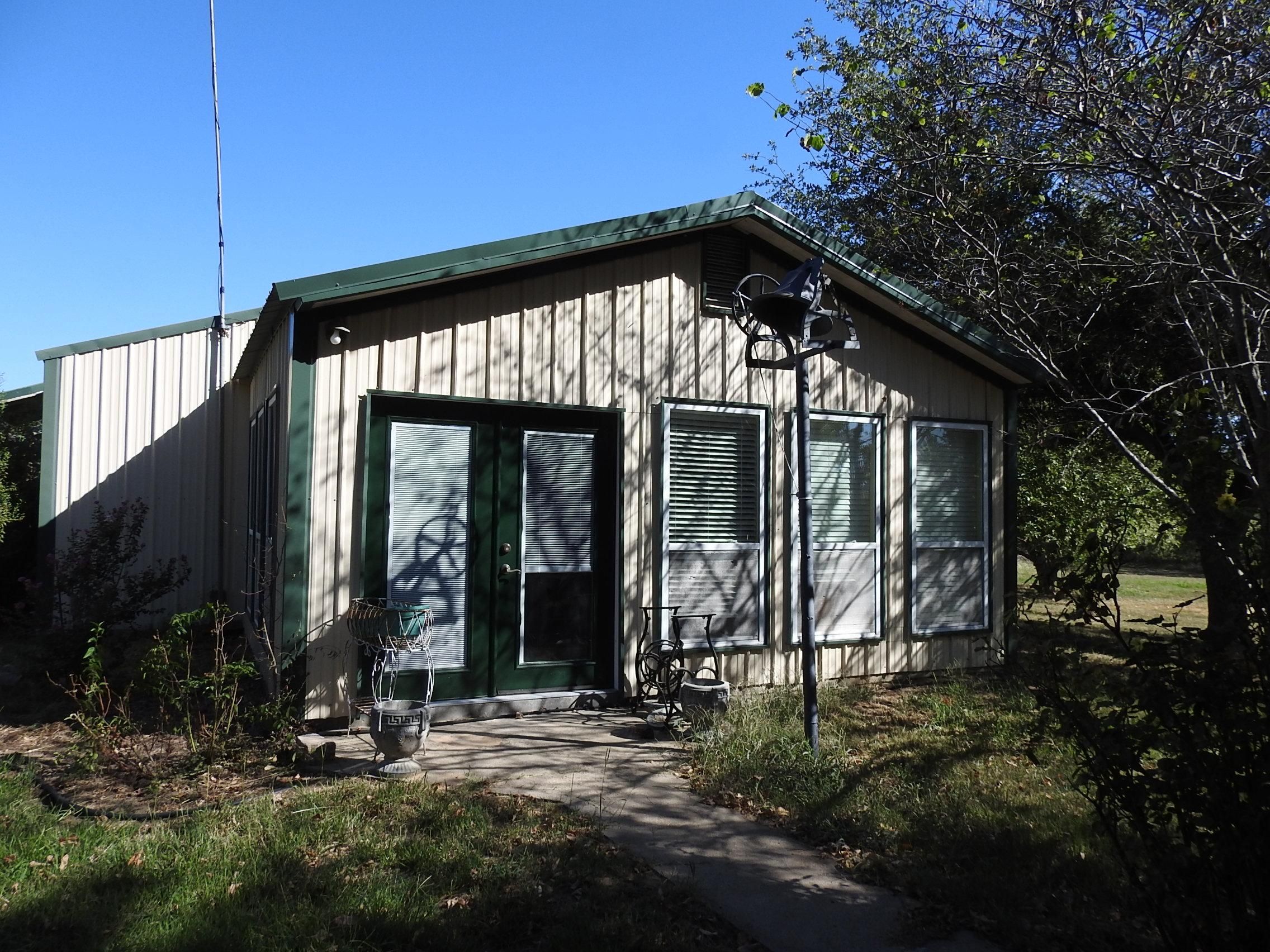 350 S Main St, Ravenna, TX 75476 MLS 20172425