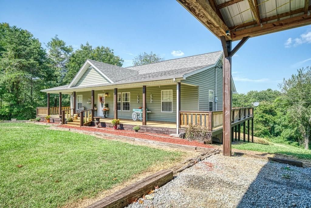 6.1 acres in Clay County, Tennessee