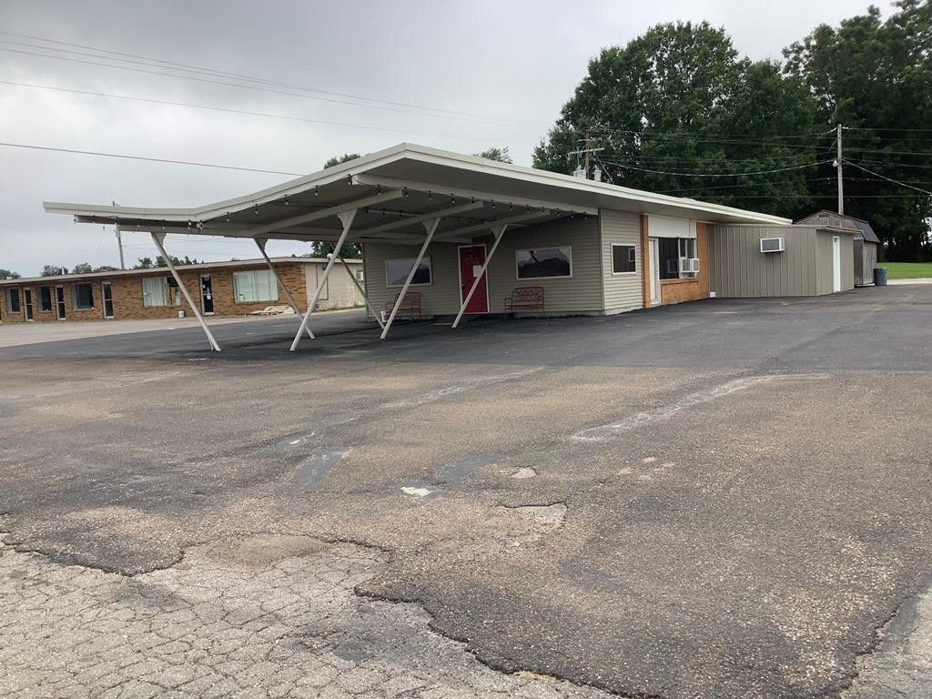 1 acres in Weakley County, Tennessee