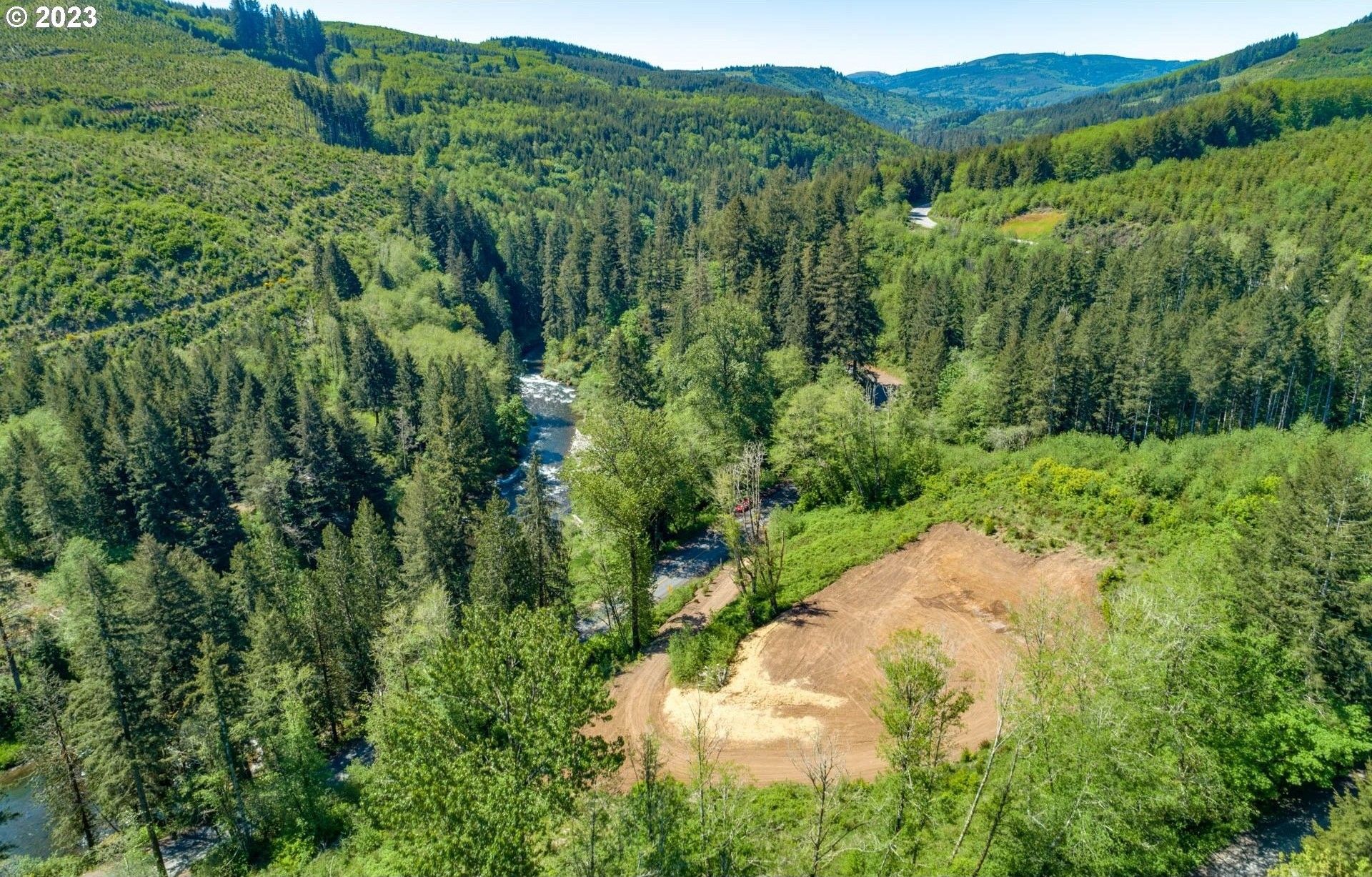 4.82 acres in Cowlitz County, Washington