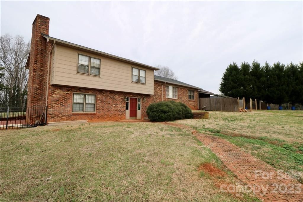 1.33 acres in Gaston County, North Carolina