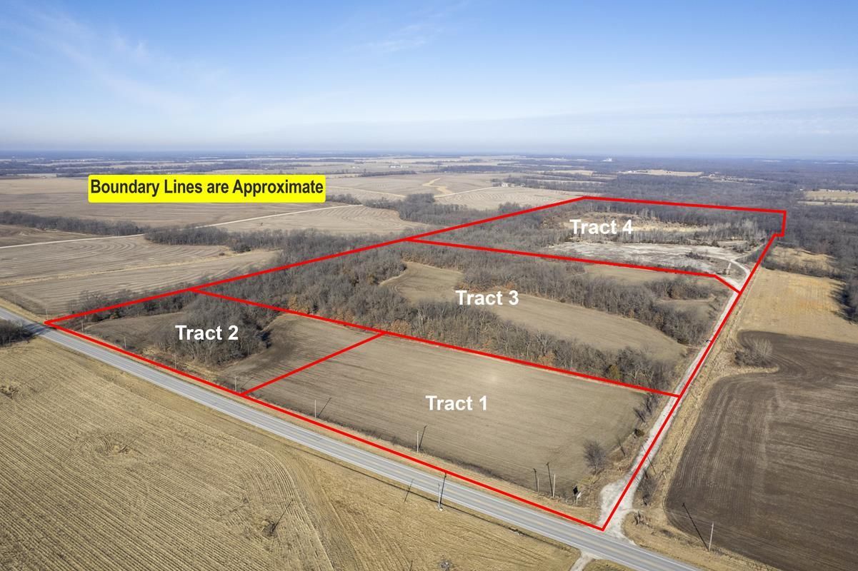 124 acres in Pike County, Missouri