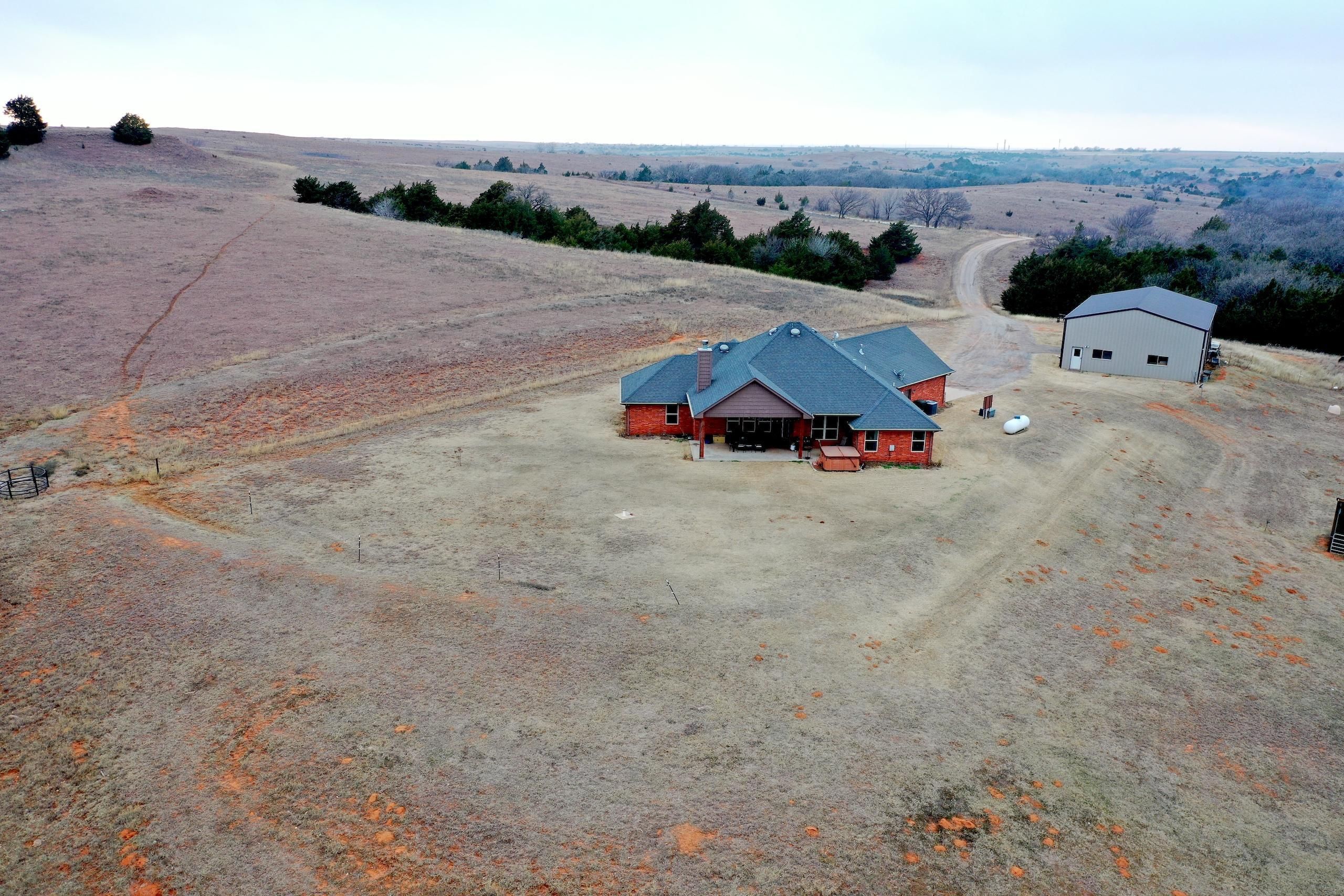 629 acres in Custer County, Oklahoma