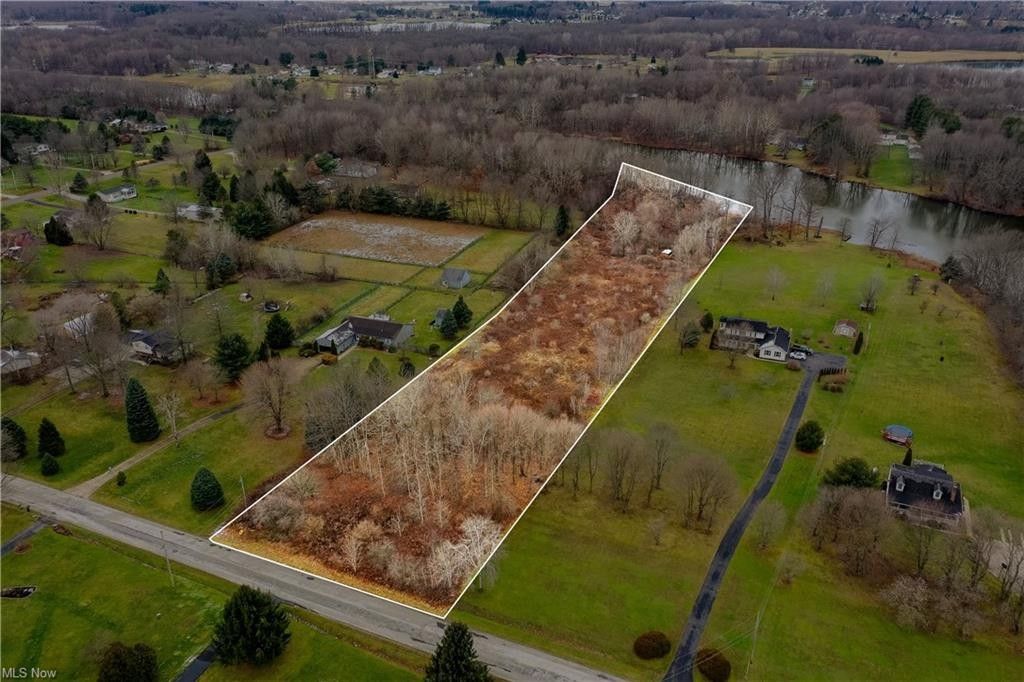 4.95 acres in Portage County, Ohio