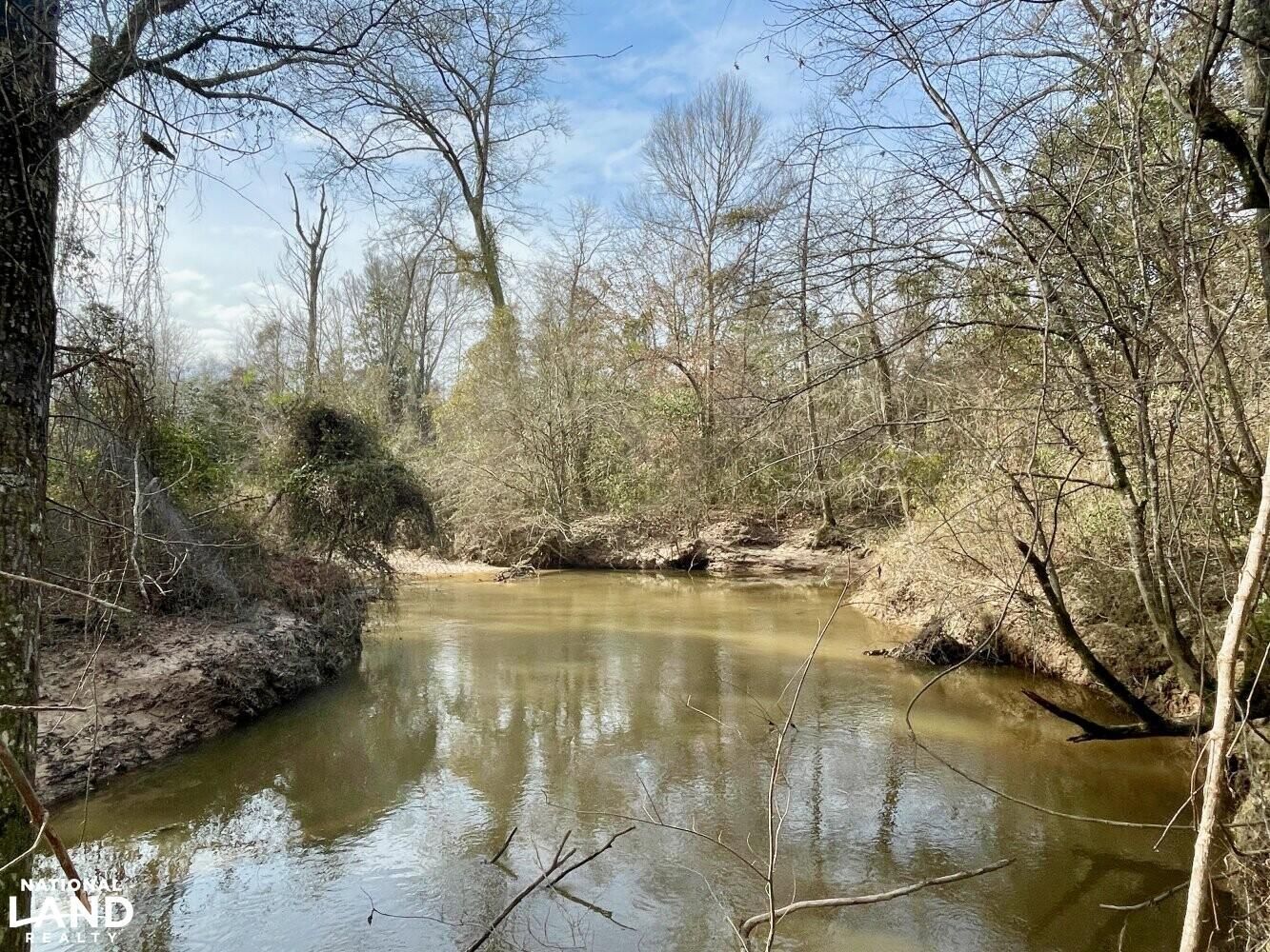 635 acres in Newton County, Mississippi