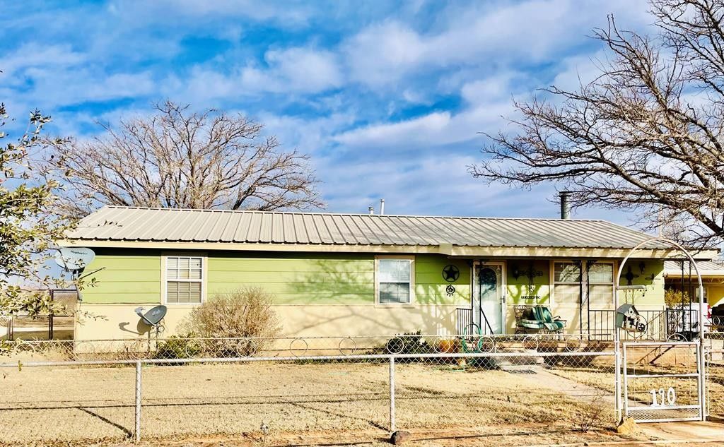 9.02 acres in Andrews County, Texas