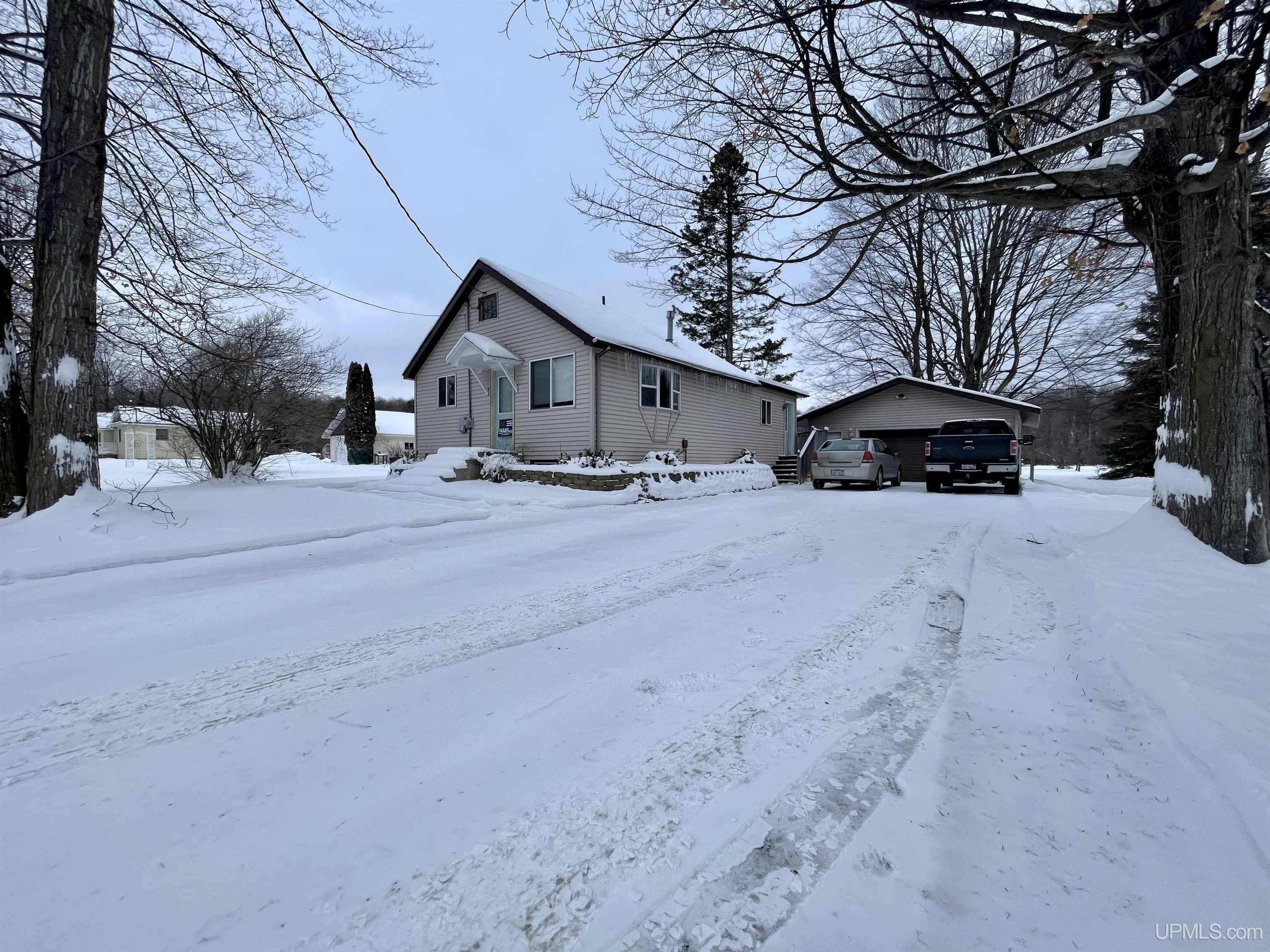 2.73 acres in Delta County, Michigan