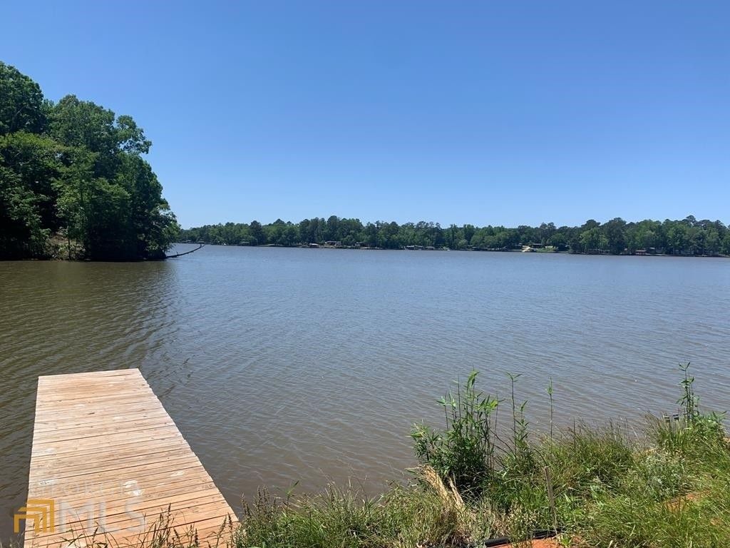 1 acres in Hancock County,