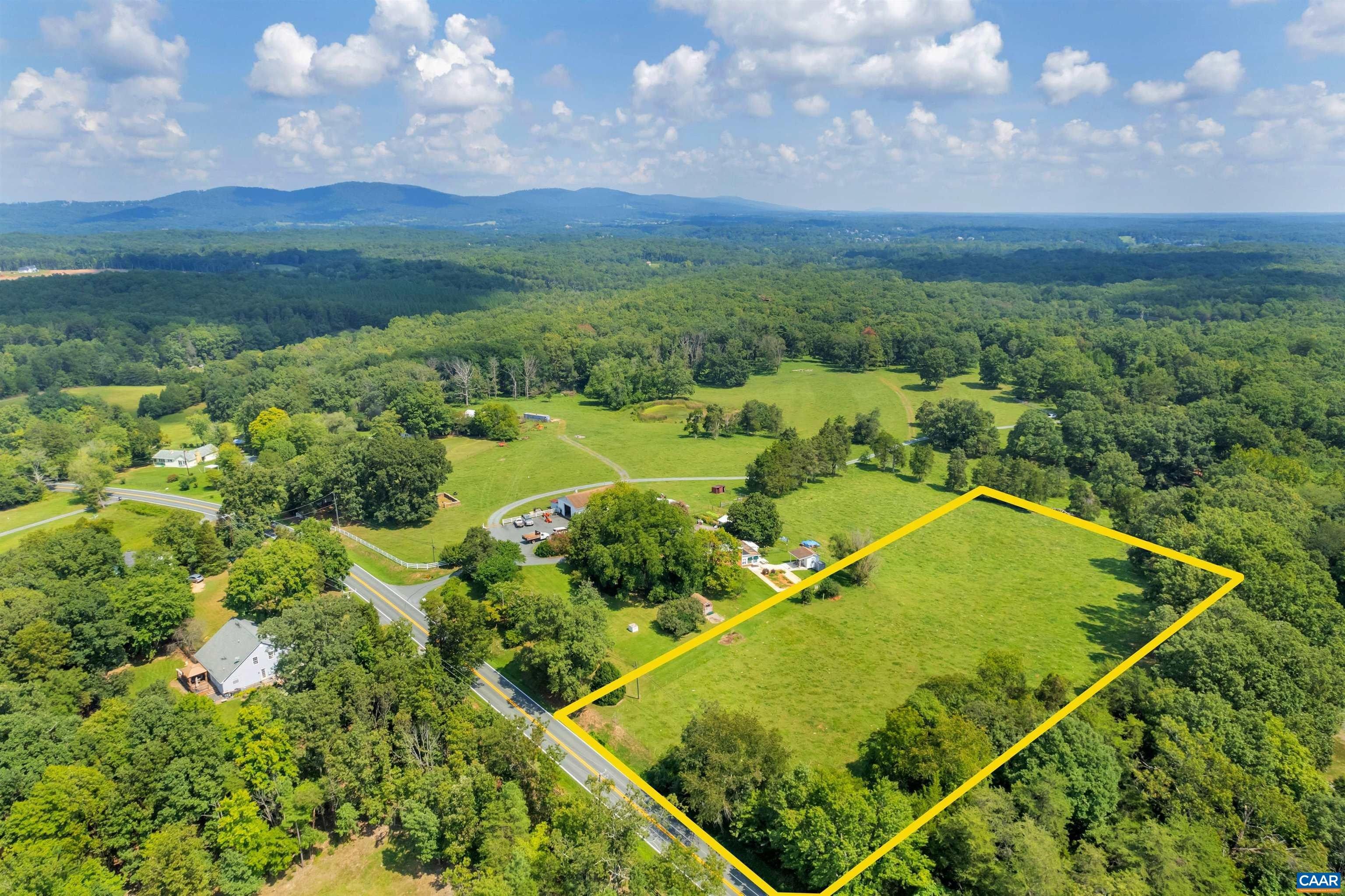 2.58 acres in Albemarle County, Virginia