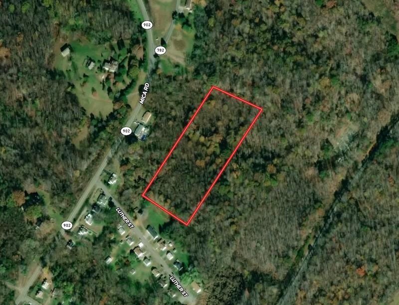 5.25 acres in Henry County, Virginia