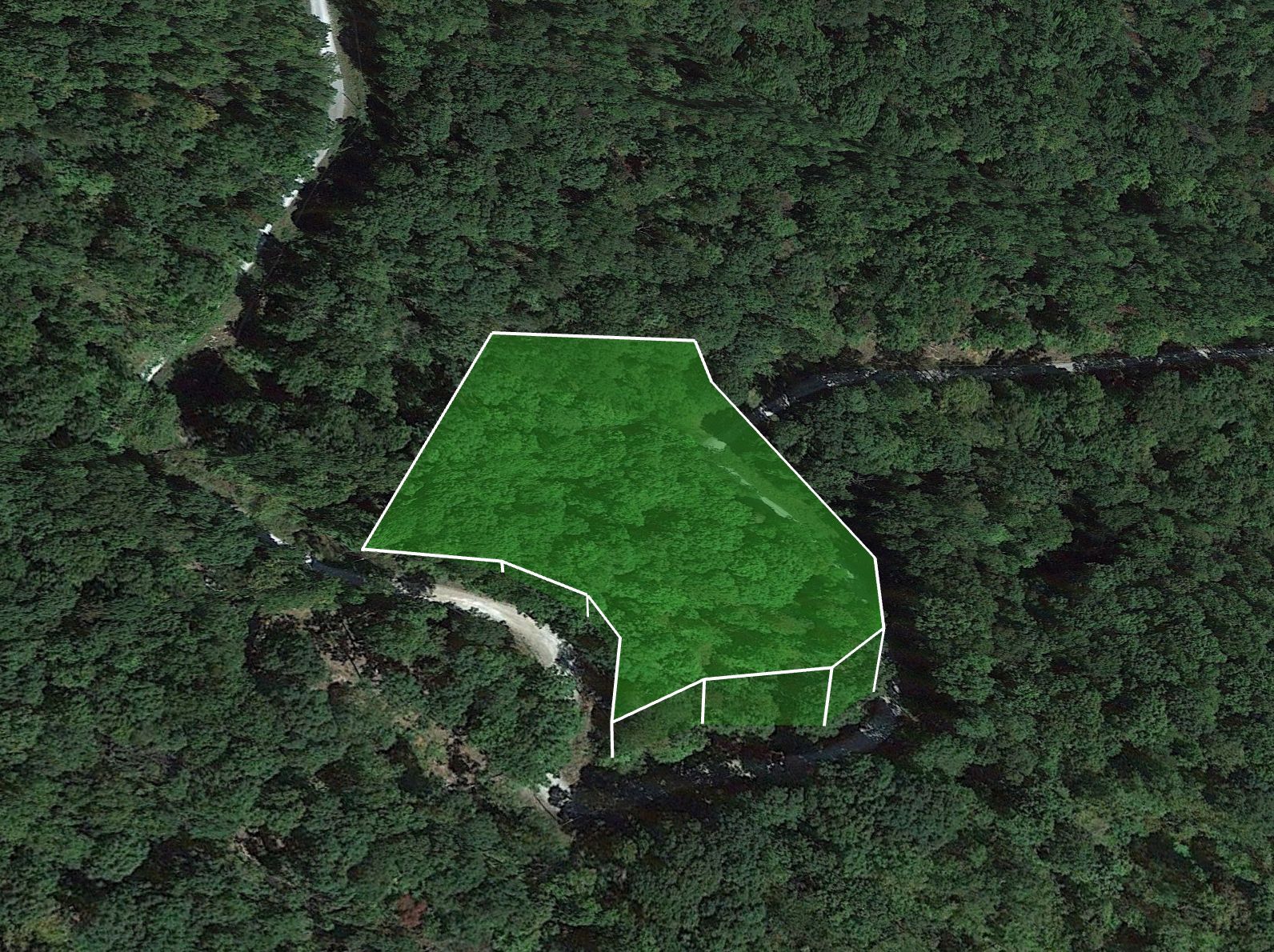 Peartree Dr, Lake Lure, NC 28746