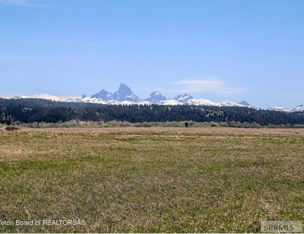 2.6 acres in Teton County, Idaho