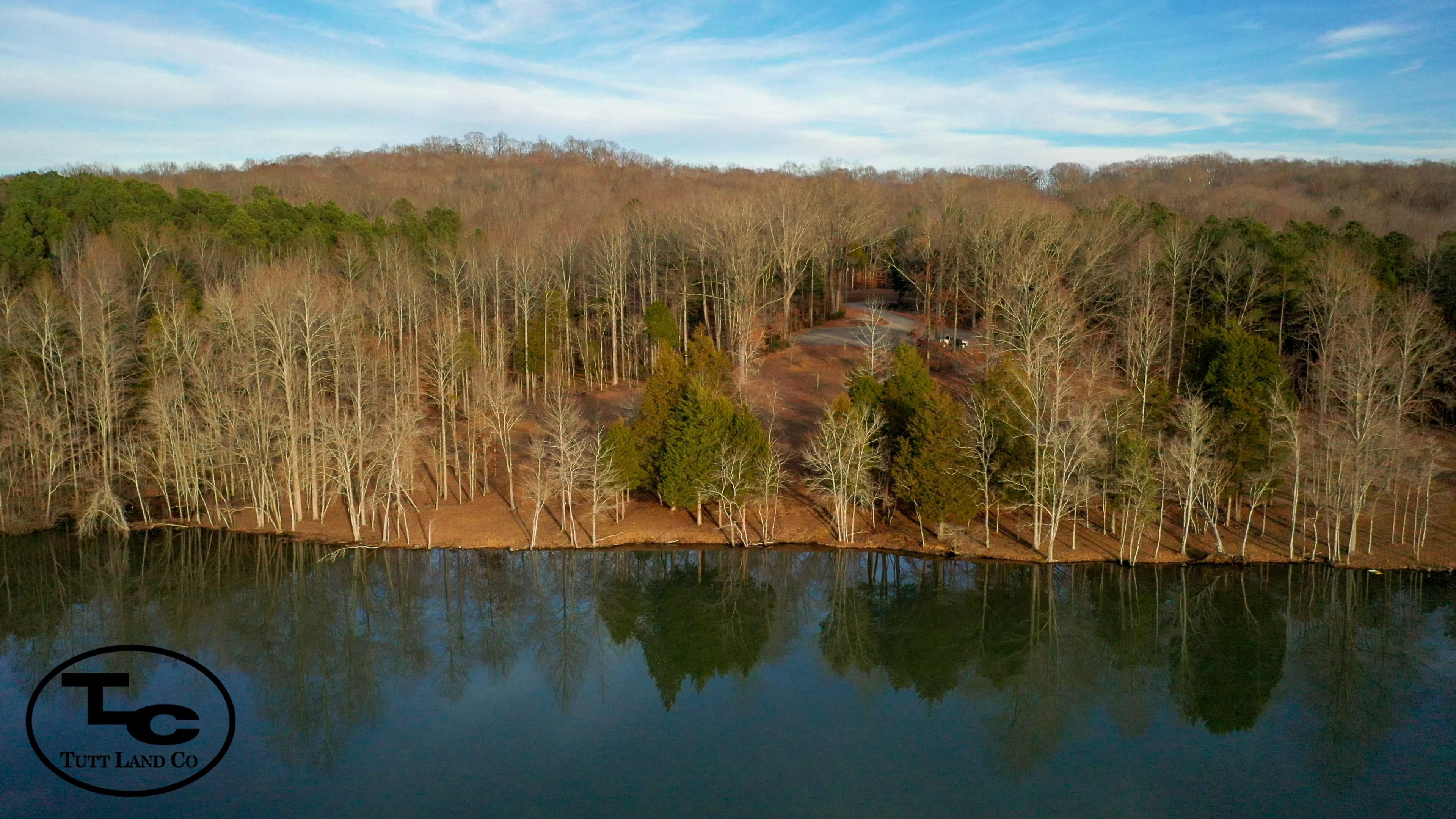 1 acres in Henderson County, Tennessee