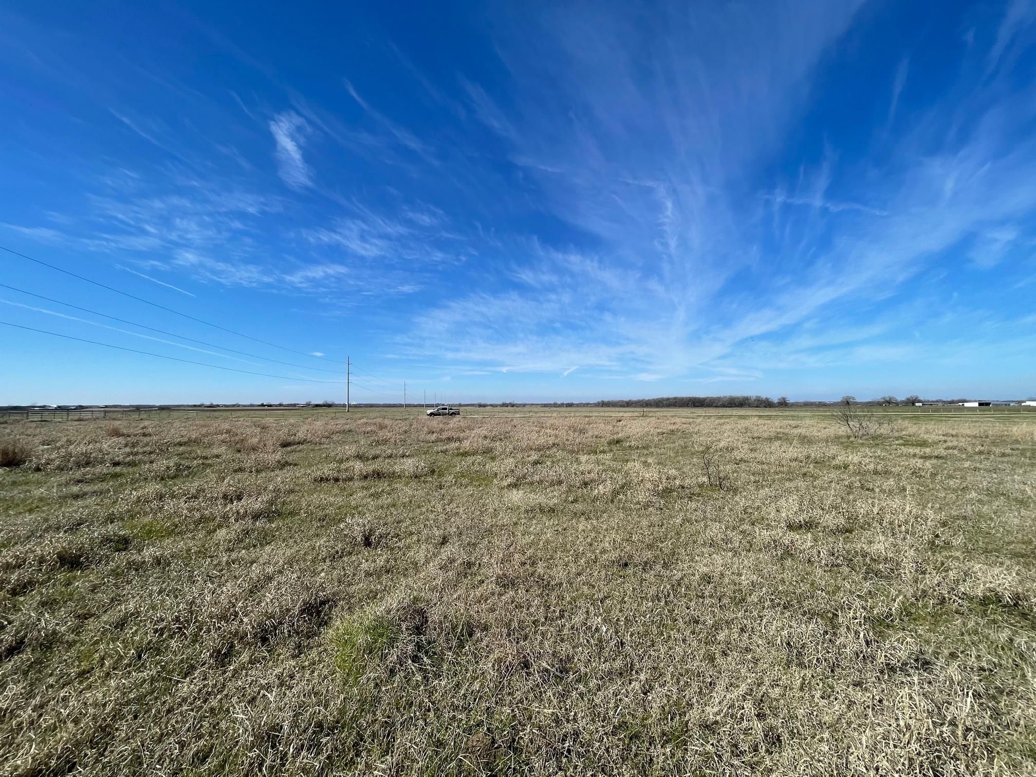 5.56 acres in Milam County, Texas