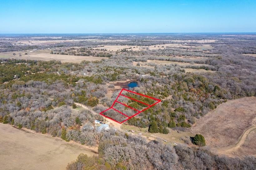 1.6 acres in Dawson, TX, 76639