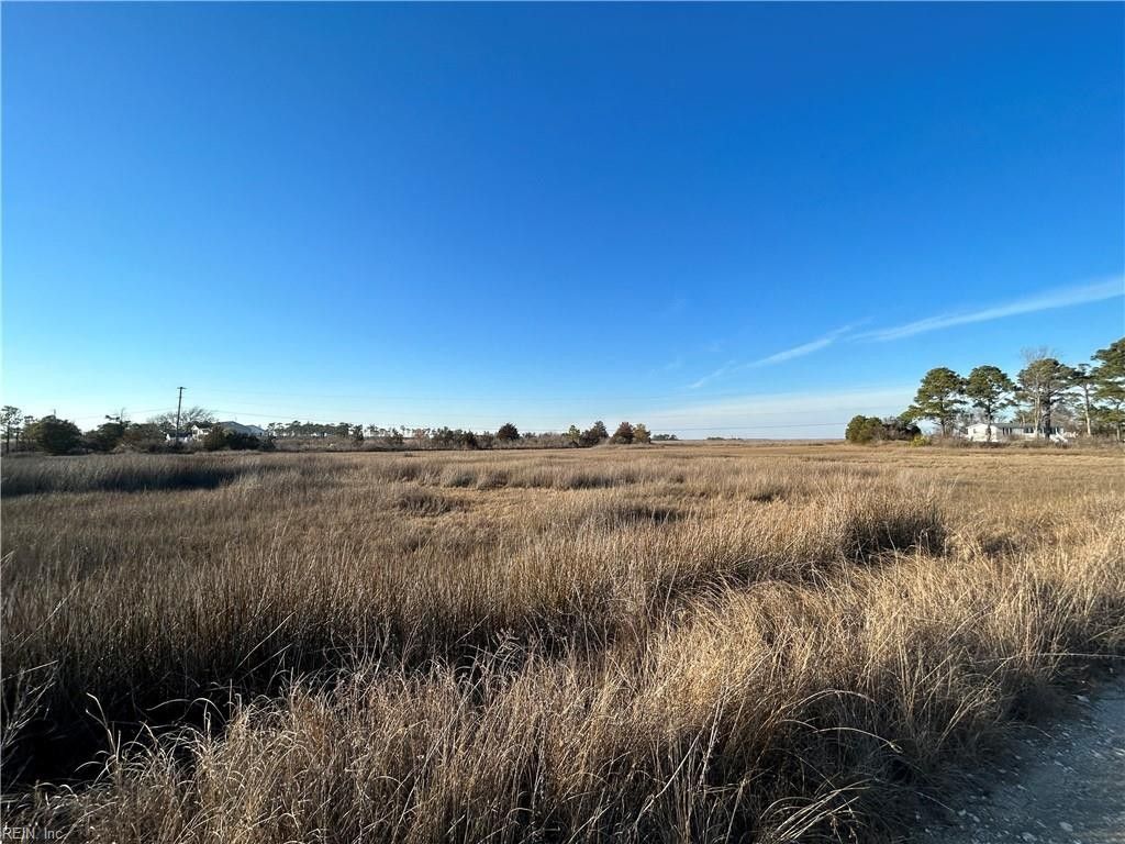 8 acres in Gloucester County, Virginia