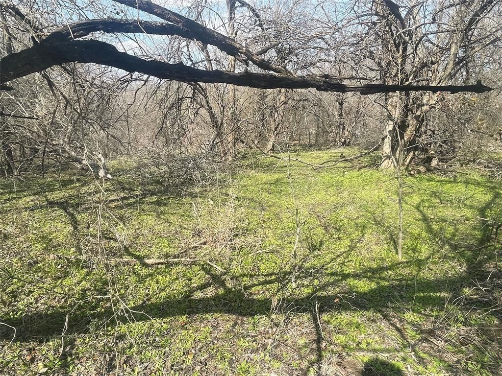 8 acres in Johnson County, Texas