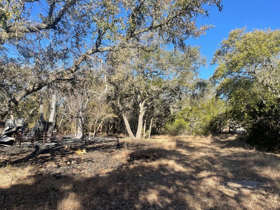 5 acres in Real County, Texas