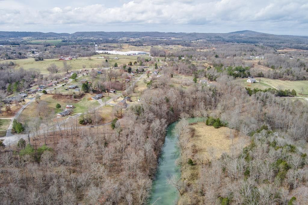 8 acres in White County, Tennessee