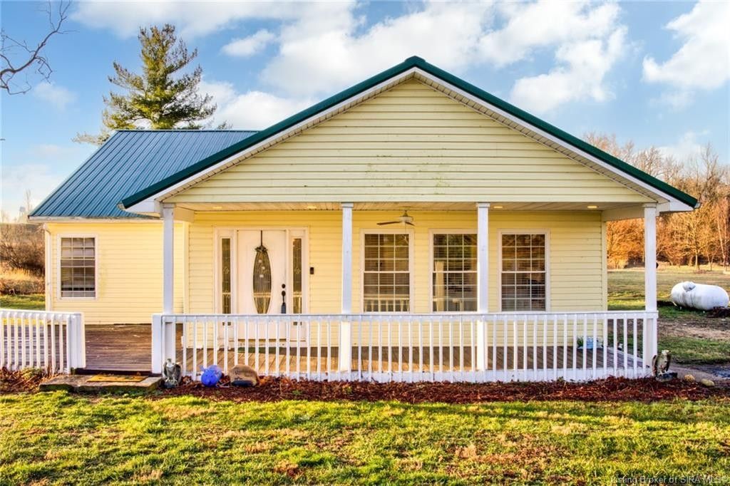 1.84 acres in Clark County, Indiana