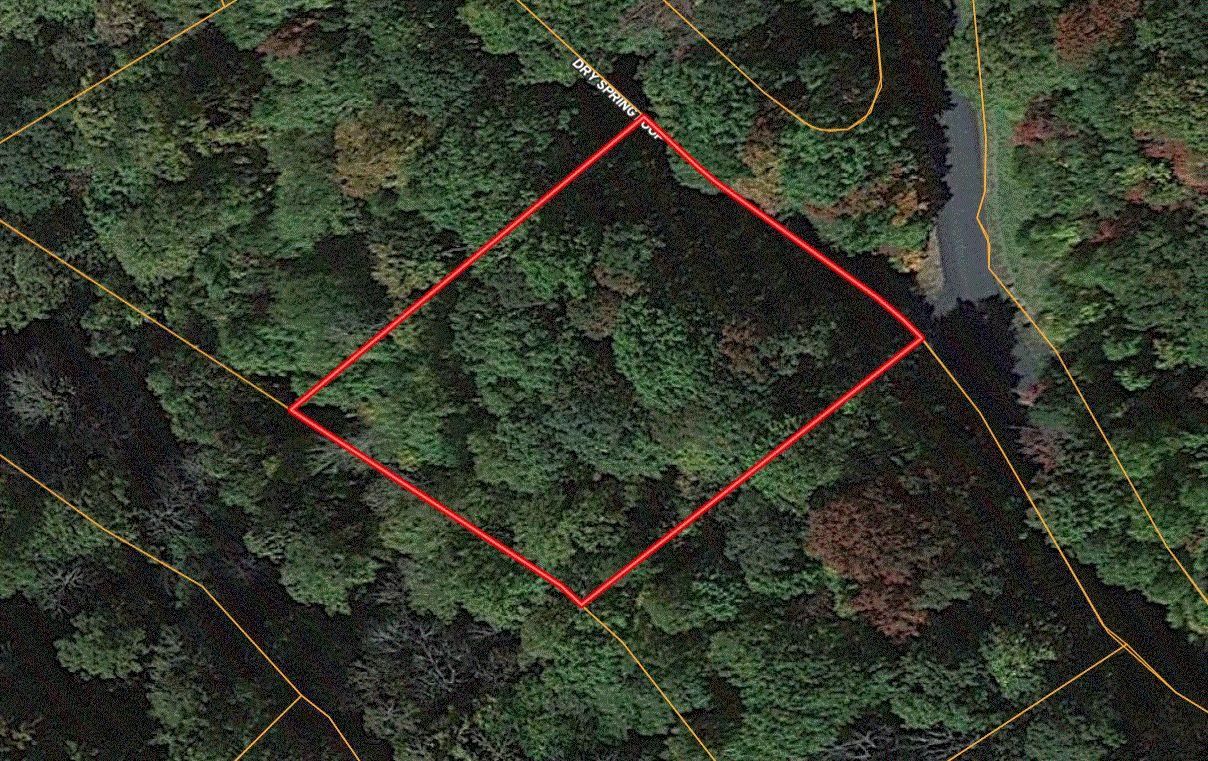 0.6 acres in Yancey County, North Carolina