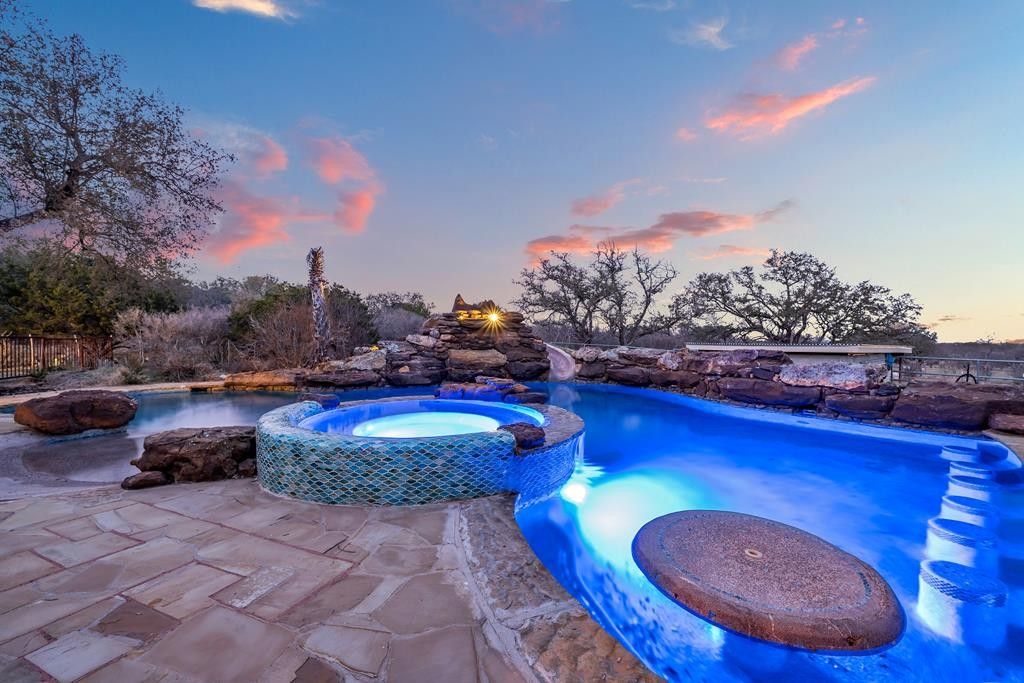 13.5 acres in Mason County, Texas