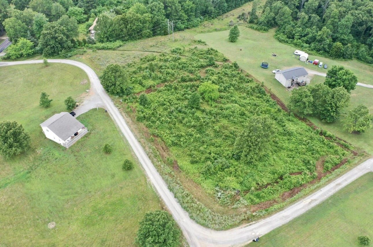 3 acres in Howell County, Missouri