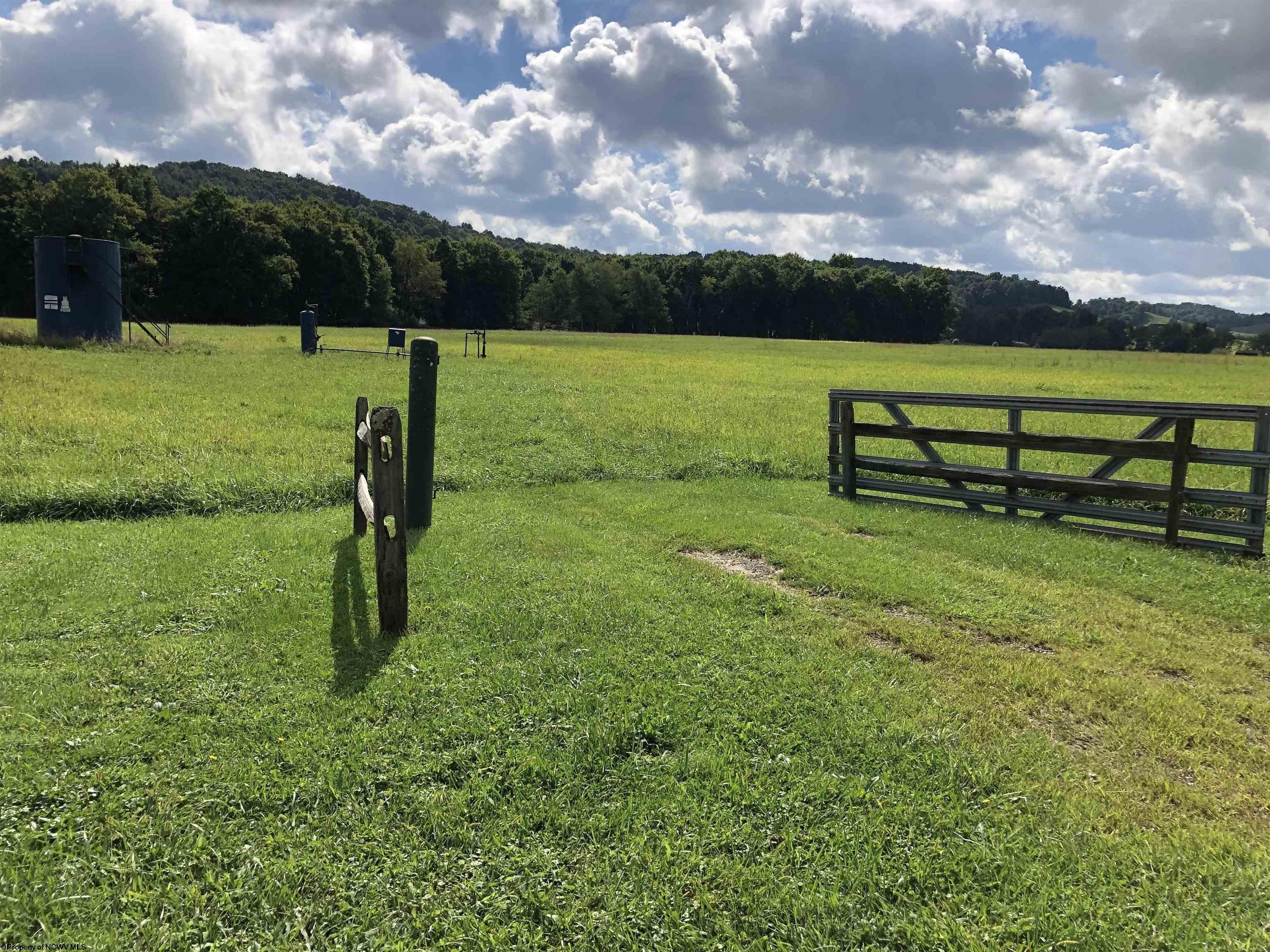 Farms 10 Acres Buckhannon, WV