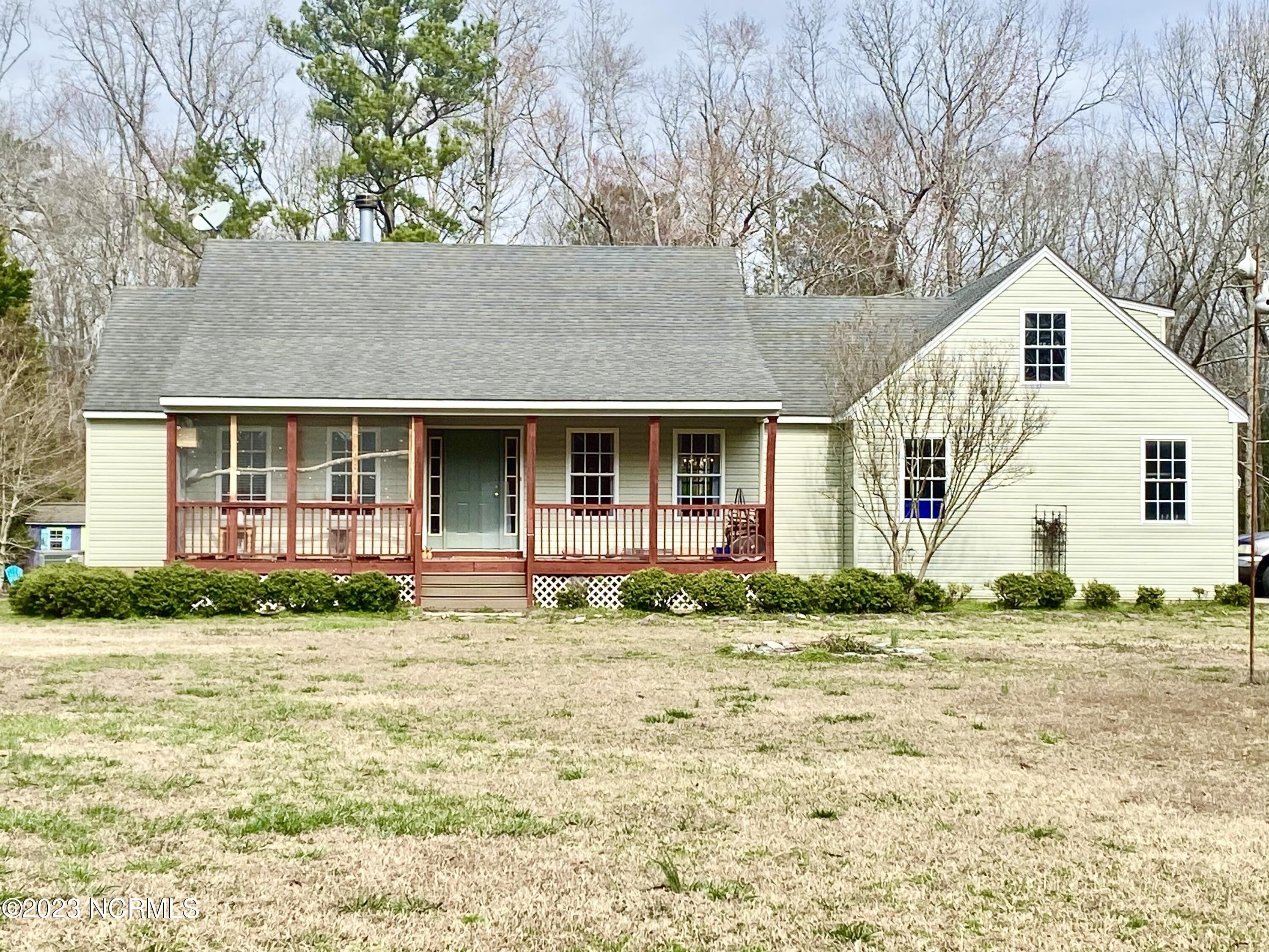 7.7 acres in Gates County, North Carolina