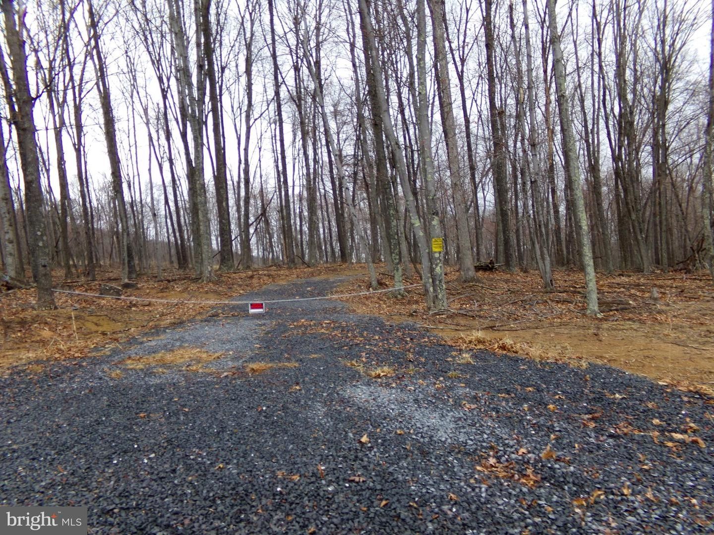 6.38 acres in Hampshire County, West Virginia