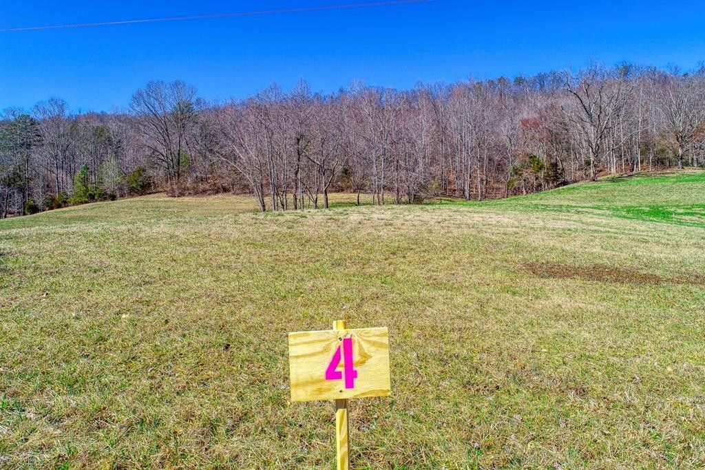 5.51 acres in Hawkins County, Tennessee