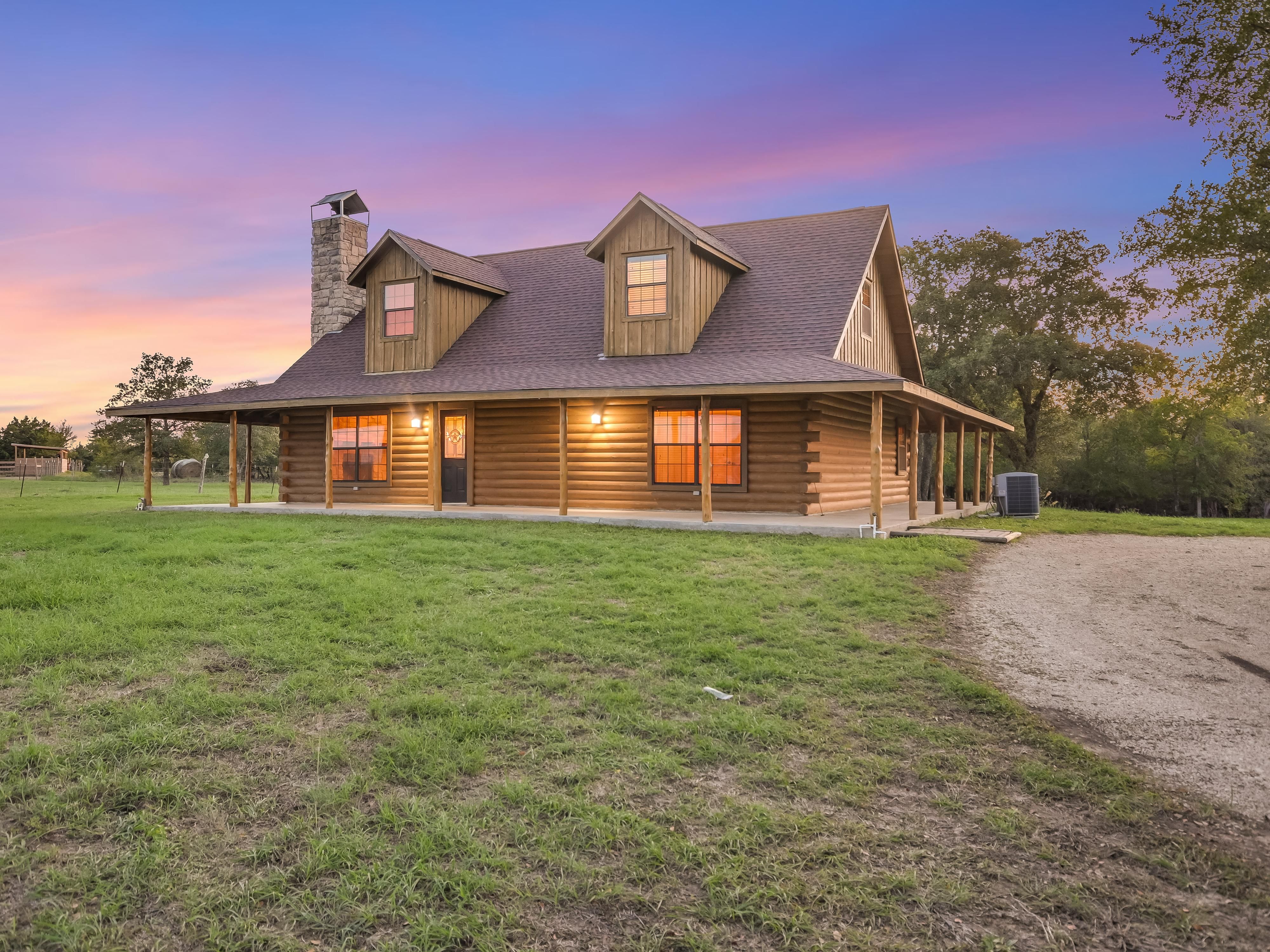 11 acres in Caldwell County, Texas