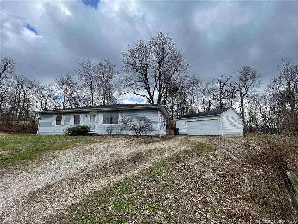 0.91 acres in Floyd County, Indiana