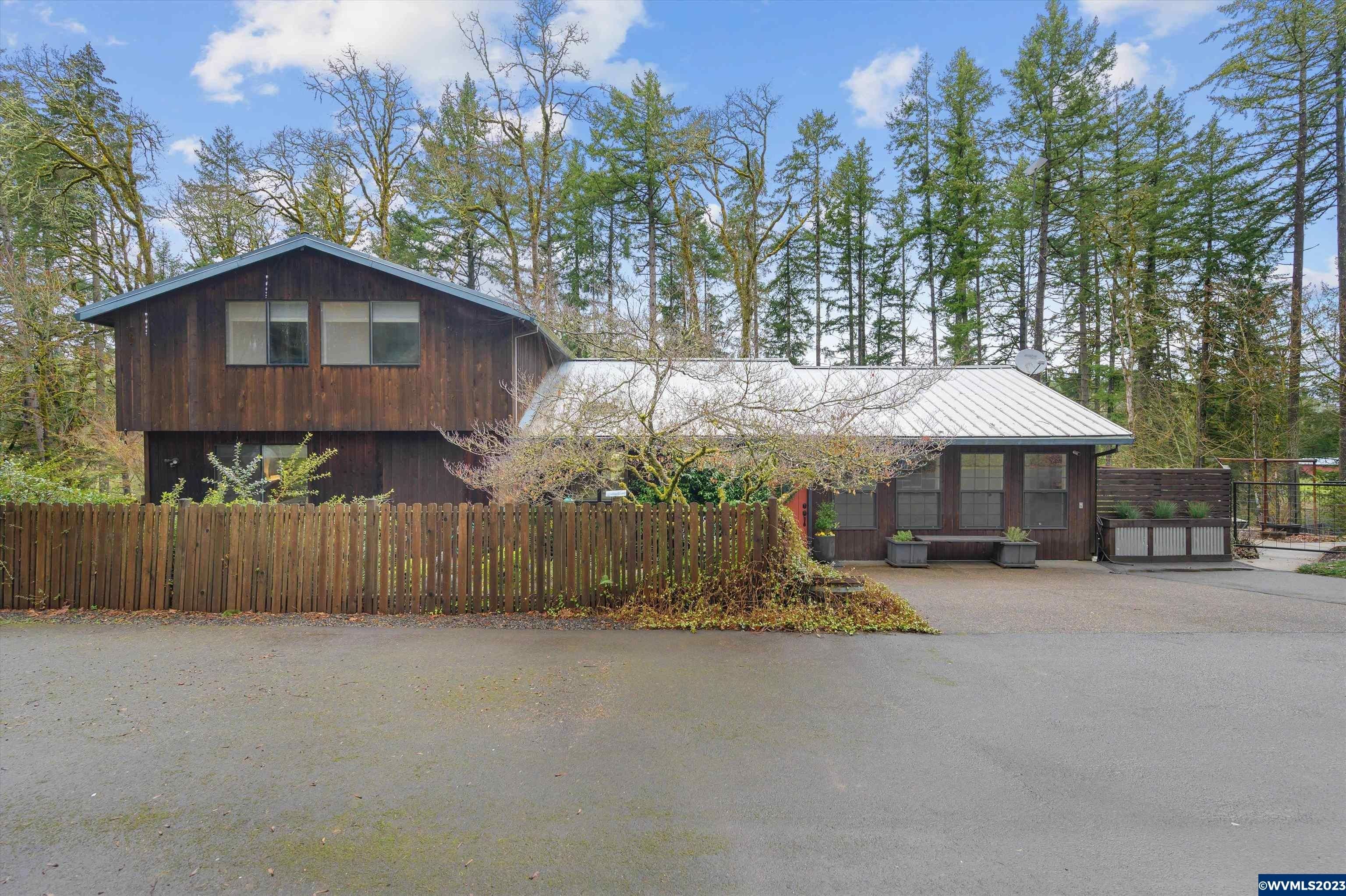 5.04 acres in Yamhill County, Oregon