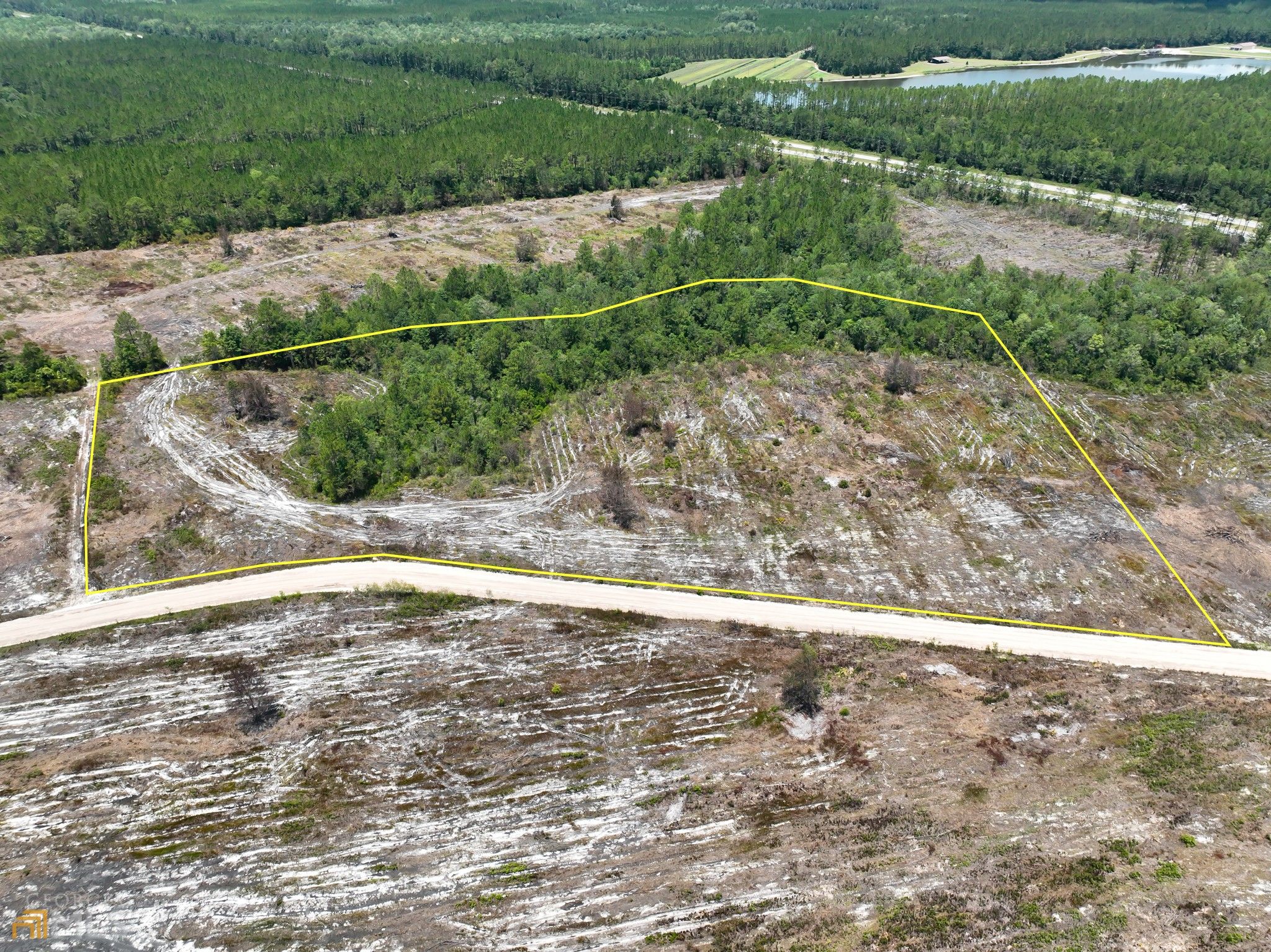 10 acres in Brantley County,