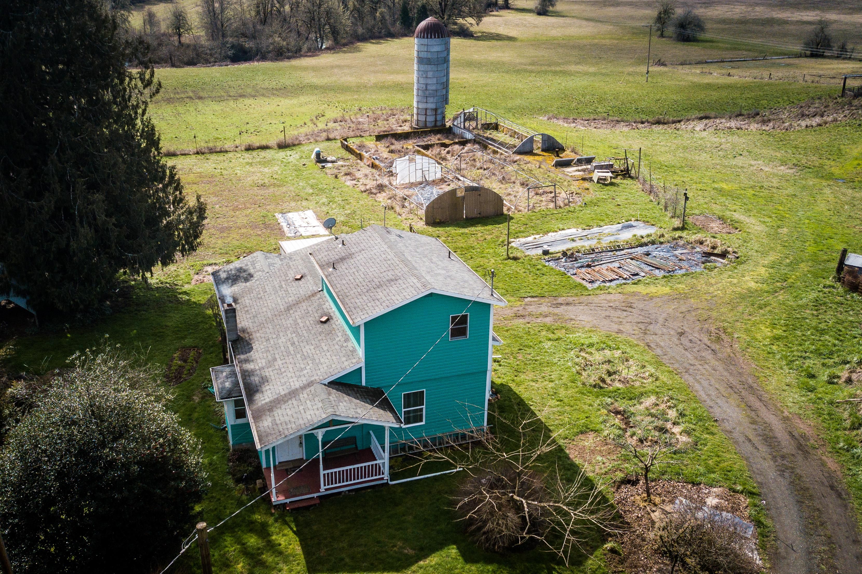 37.59 acres in Polk County, Oregon