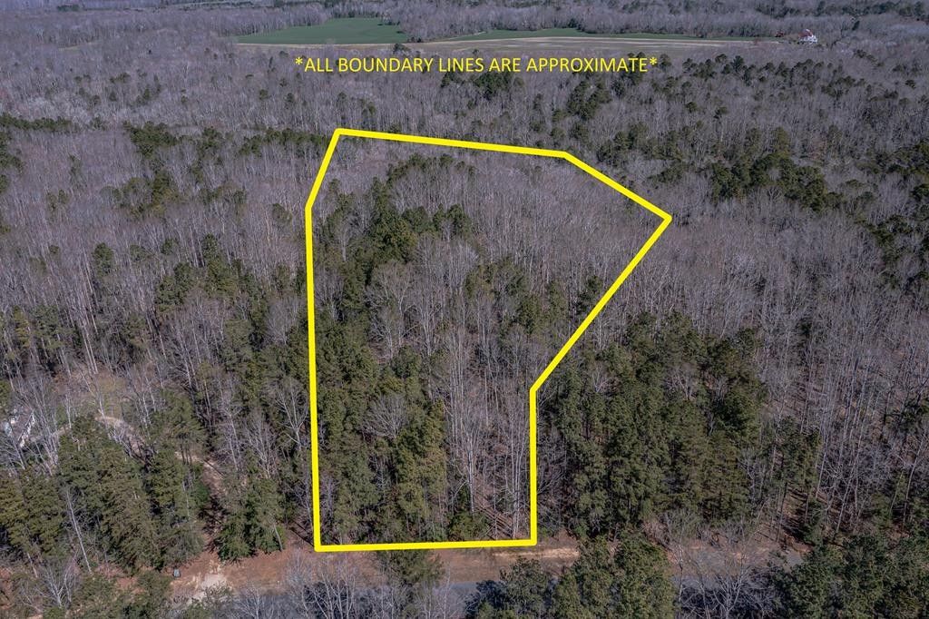 5.68 acres in Lancaster County, Virginia