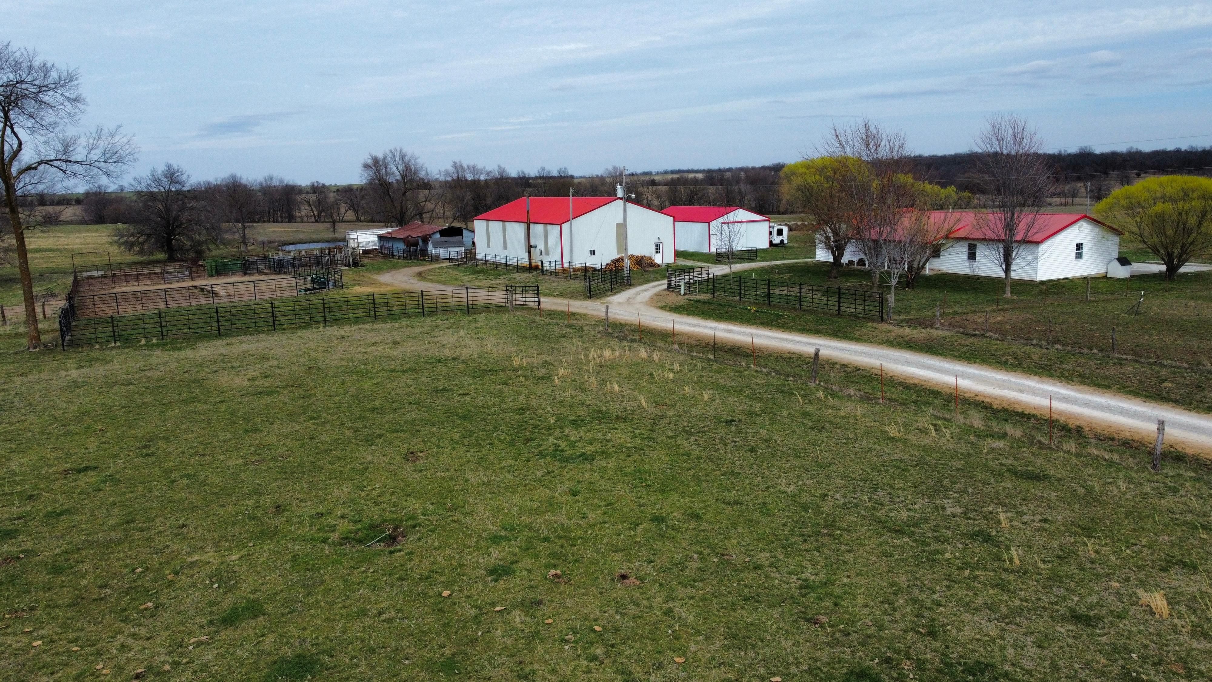 628 acres in Barton County, Missouri