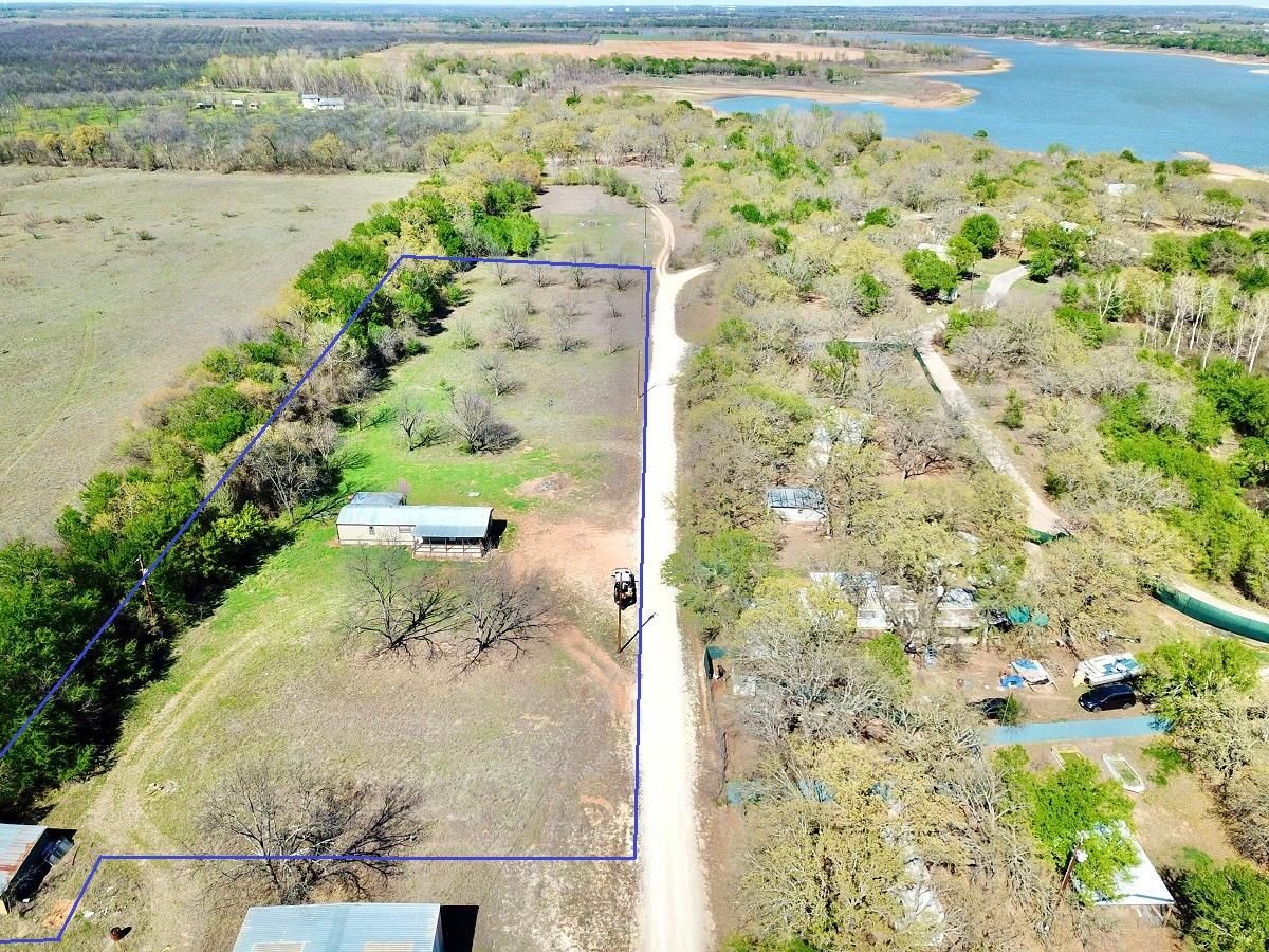 2.7 acres in Comanche County, Texas