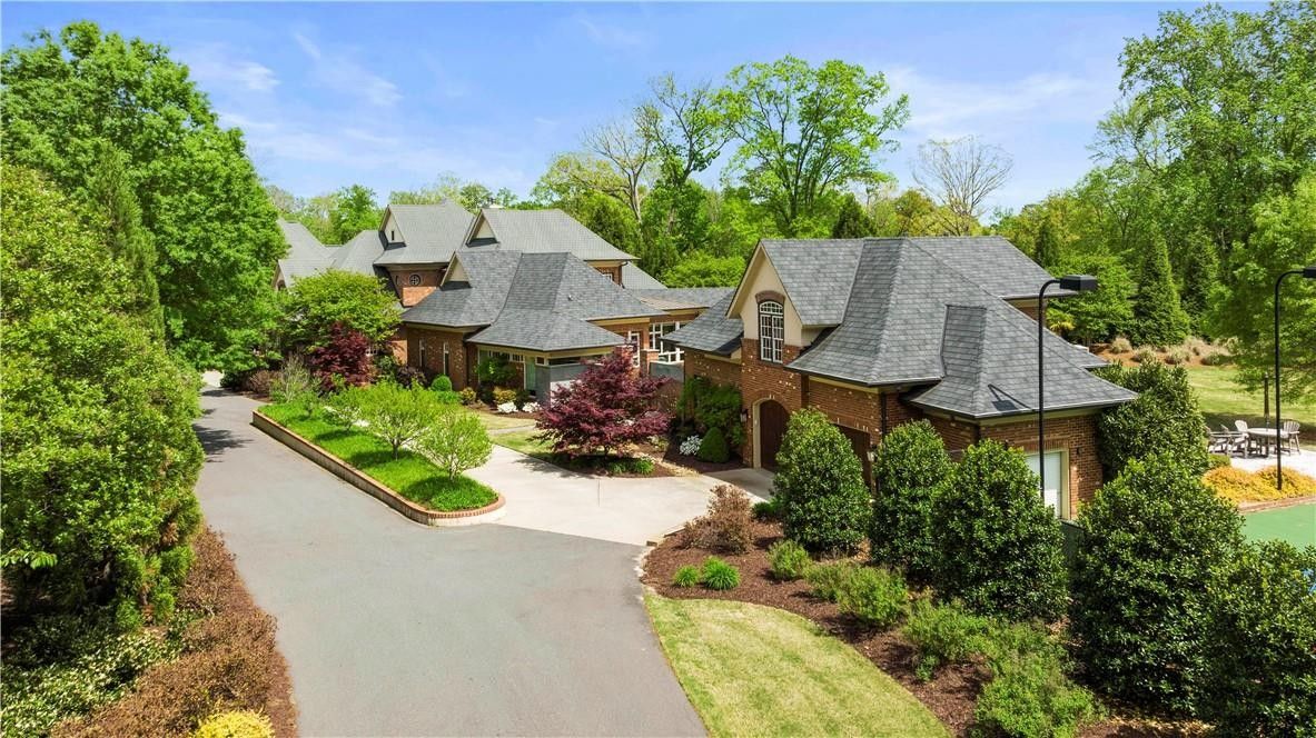 2 acres in Mecklenburg County, North Carolina