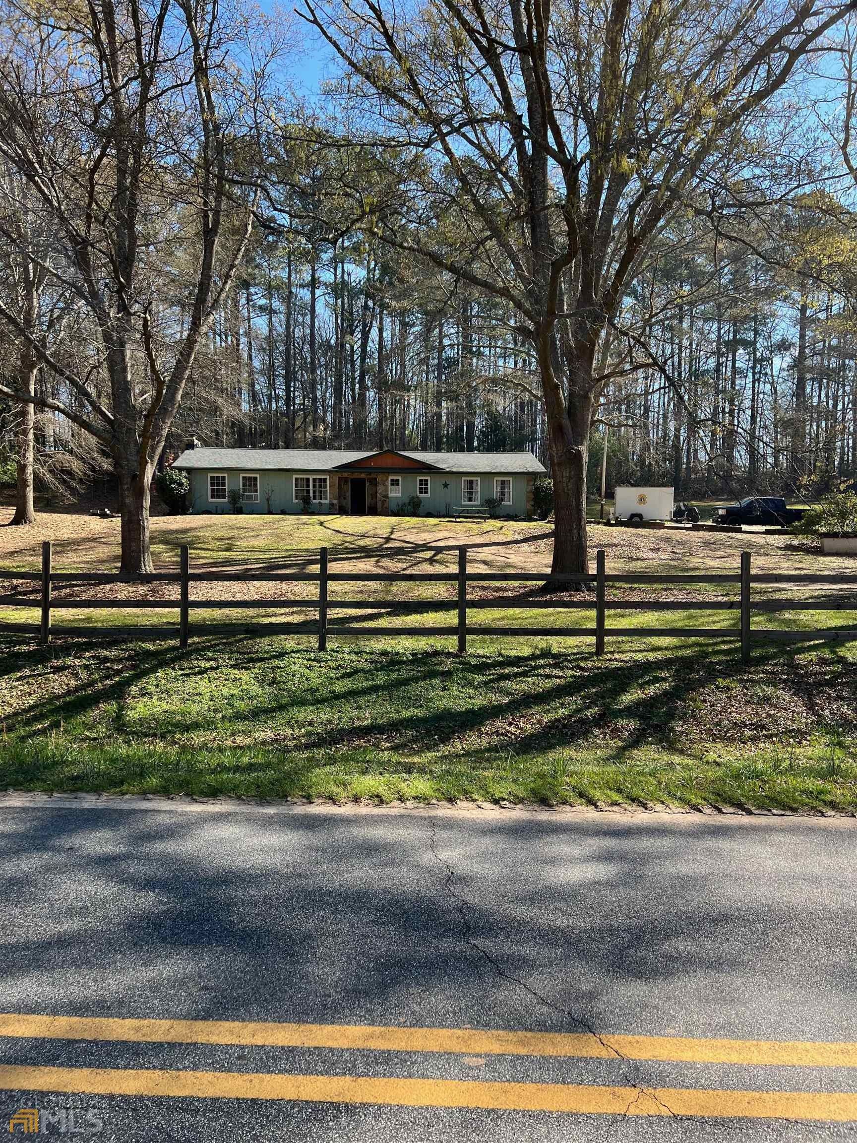 1.8 acres in Coweta County,