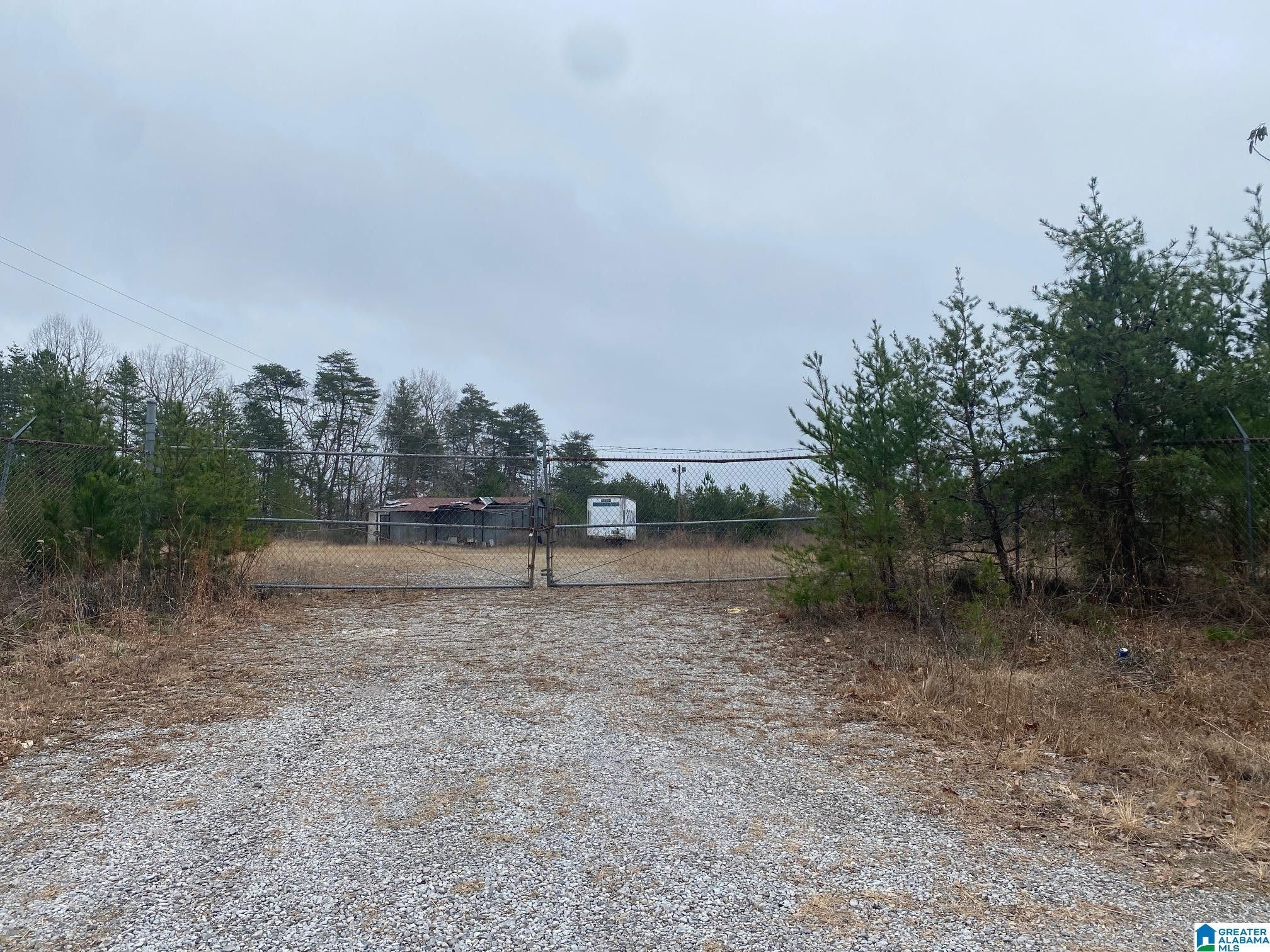 16.5 acres in Jefferson County, Alabama