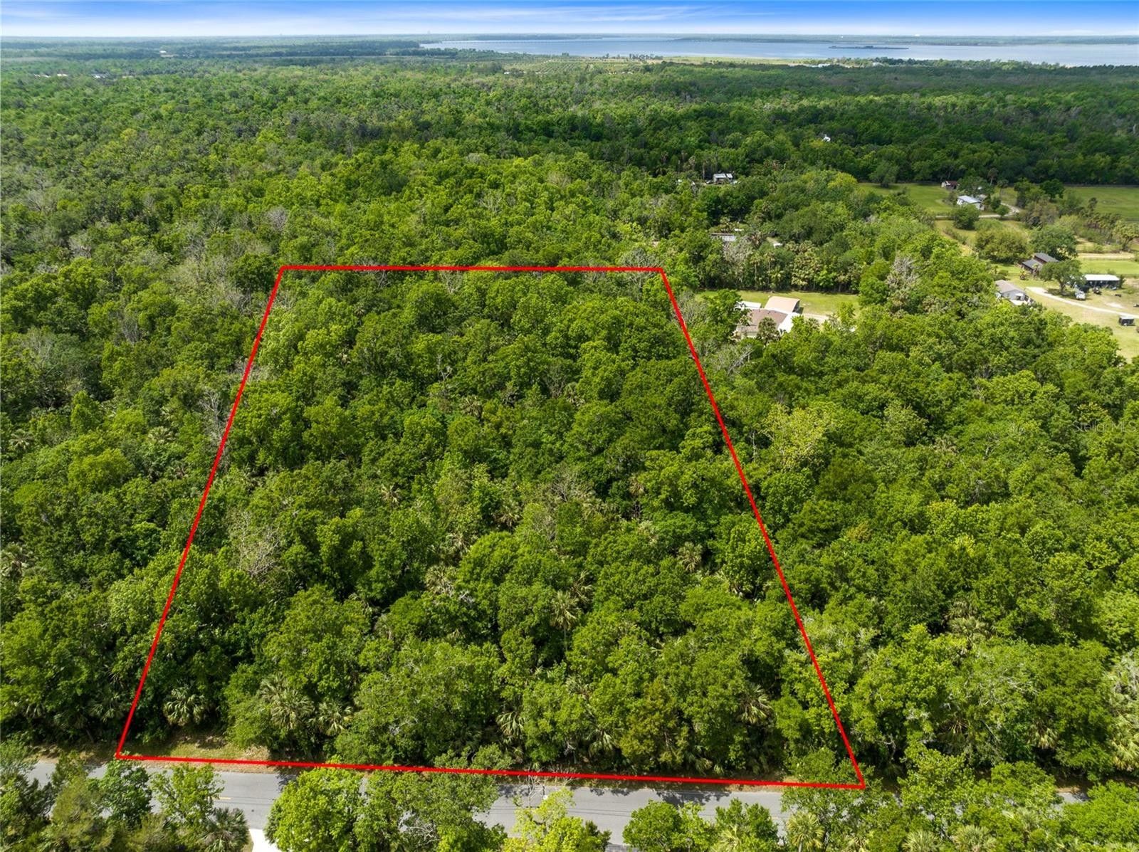 4.64 acres in Seminole County, Florida
