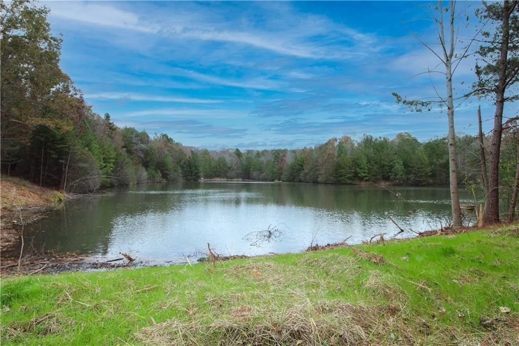 5.45 acres in Jackson County,